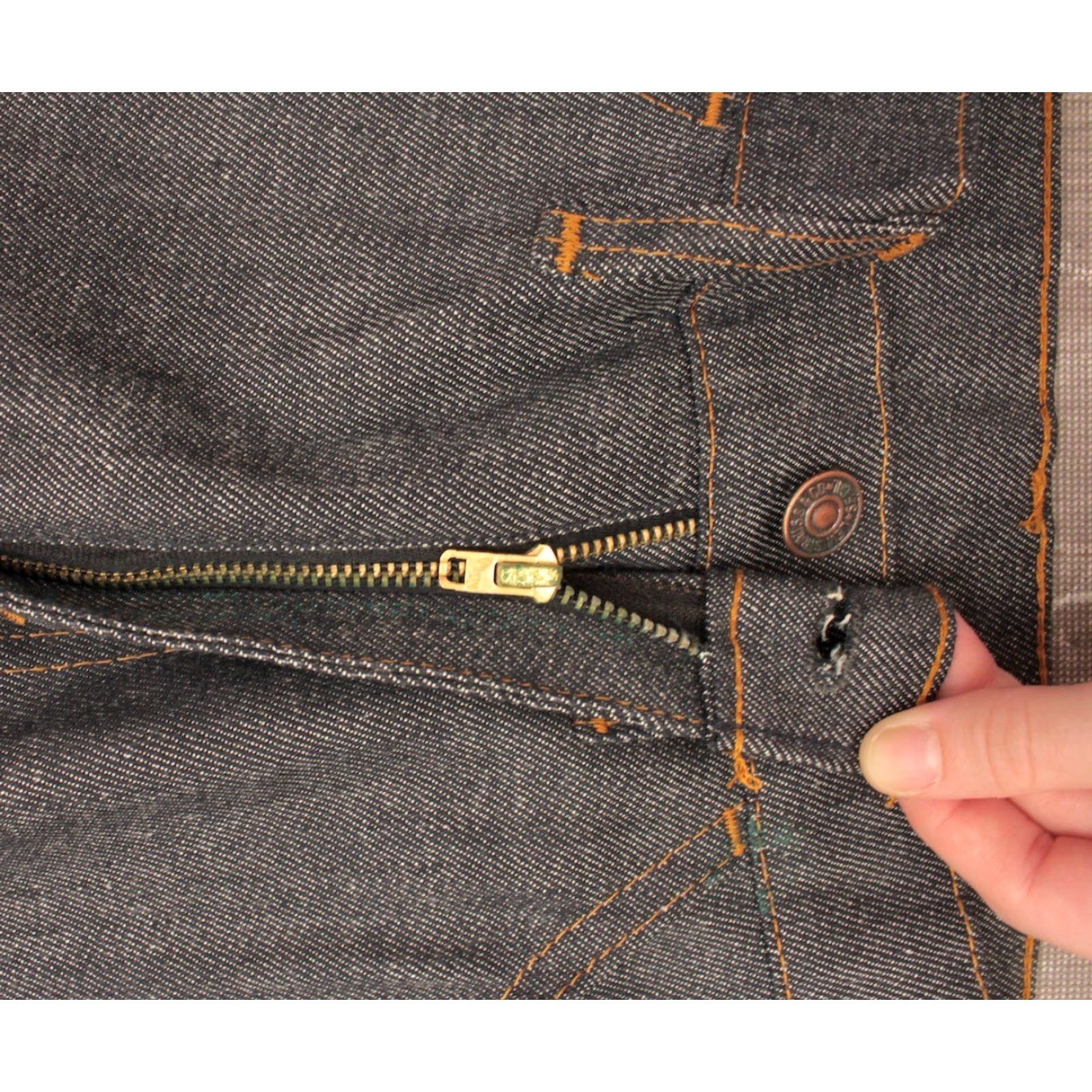 Levi's VINTAGE Levi's Boy's 646 Bellbottom Jeans 28x31 Blue Bellbottoms 1970s Boys Cowboys Retro Jeans Size US 28 / EU 44 - 8 Thumbnail