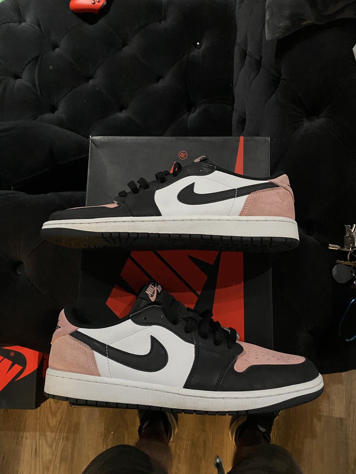 Nike Air Jordan 1 Retro Low OG Coral CZ0790-061 Men Sz 11.5 Used Size US 11.5 / EU 44-45 - 2 Thumbnail