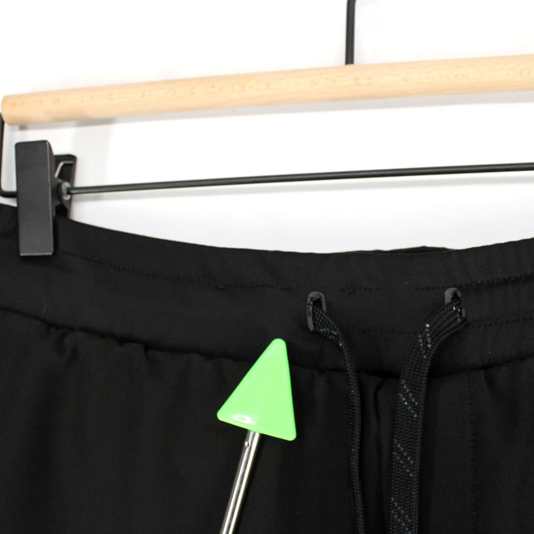 Vintage UNRL Jogger Pants Mens M Black Tapered Performance Stretch Embroidered #22 Size US 31 - 5 Thumbnail
