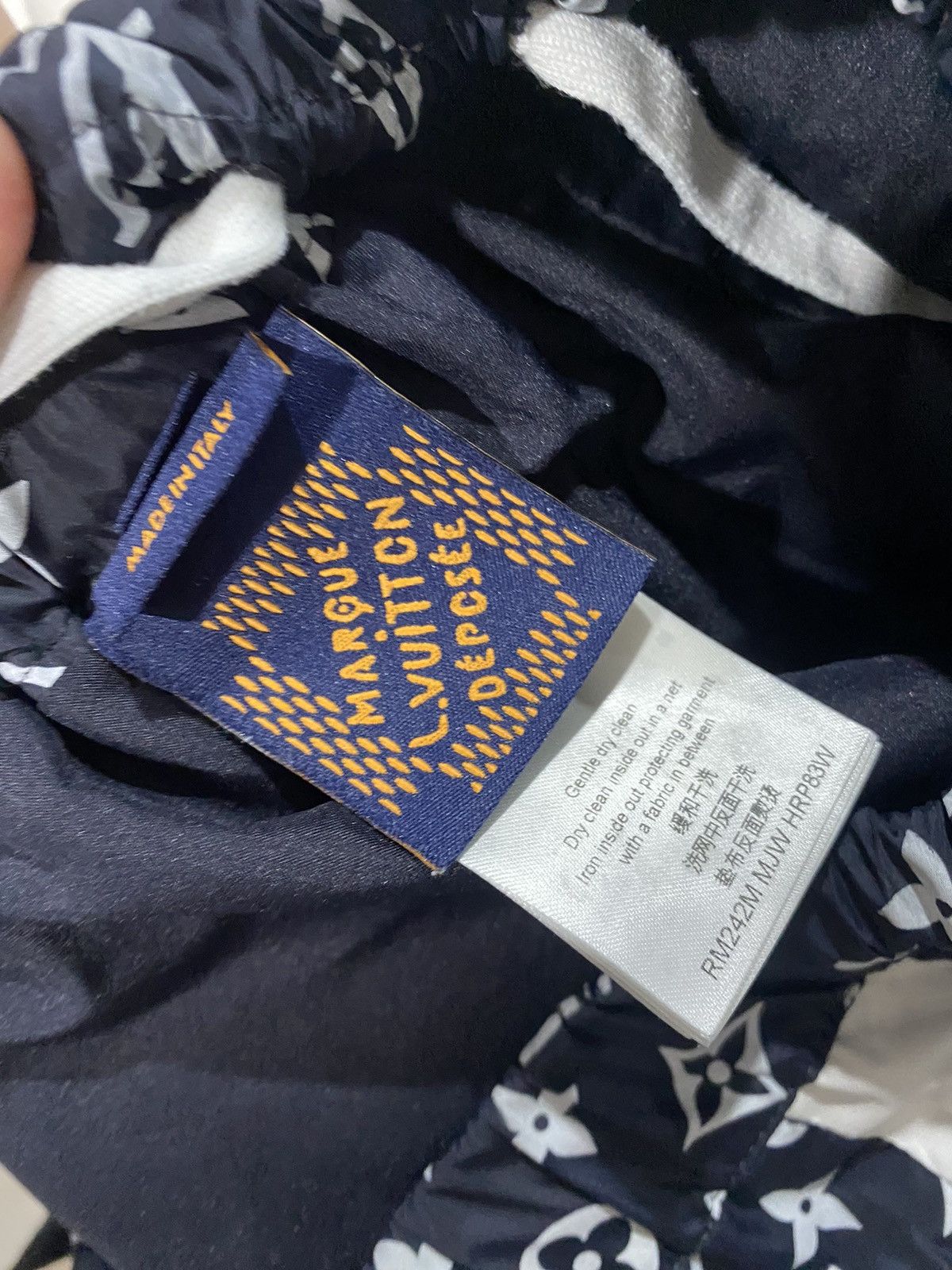 Louis Vuitton Louis Vuitton Monogram Printed Technical Track Pants Size US 36 / EU 52 - 3 Thumbnail