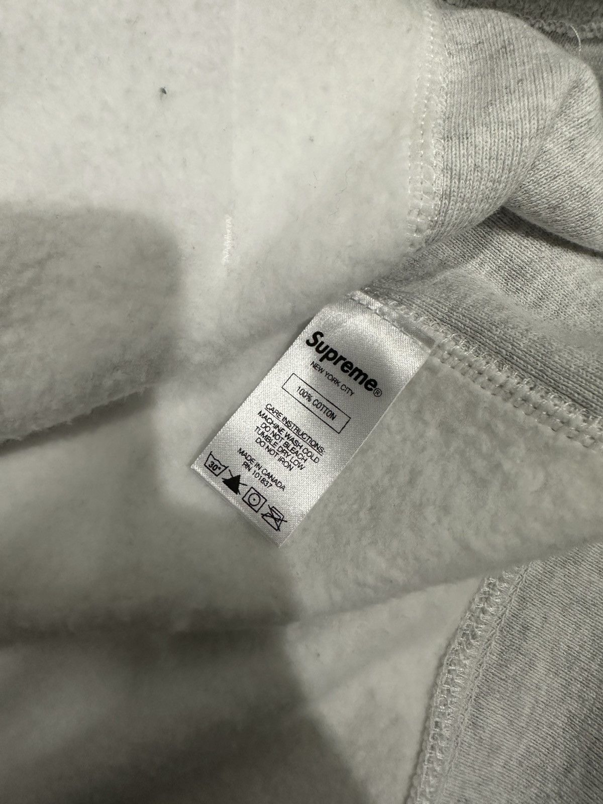 Supreme Supreme Ash Grey Channel Logo Hoodie 2018 Ltd Ed SS18 Size US M / EU 48-50 / 2 - 5 Thumbnail