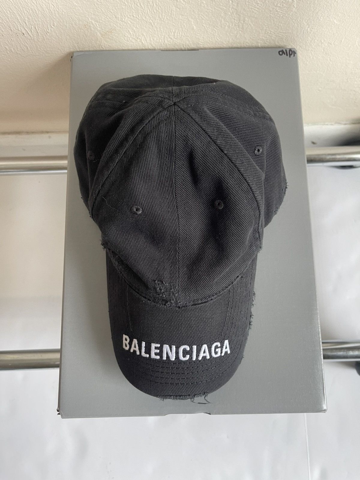Balenciaga Balenciaga Hat Logo Visor Size M Size ONE SIZE - 2 Thumbnail