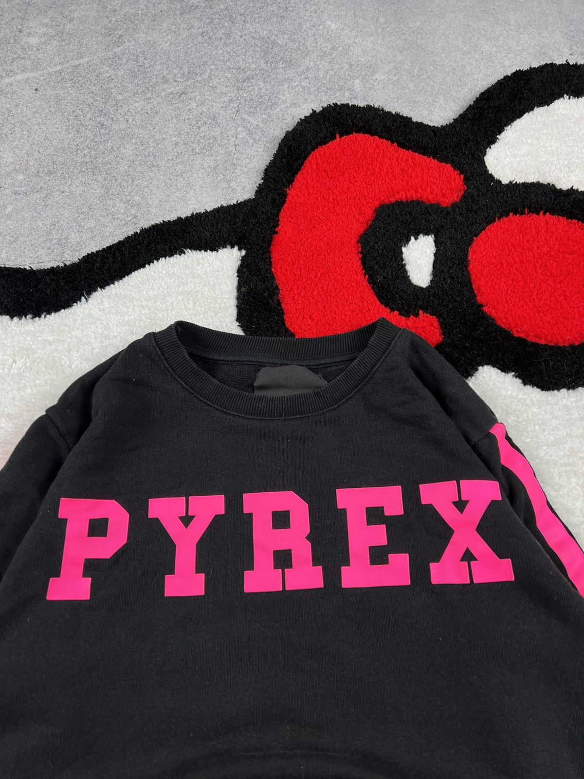 Pyrex Vision Pyrex Vision Big Pink Logo Y2K Rap Sweatshirt Size S / US 4 / IT 40 - 4 Thumbnail