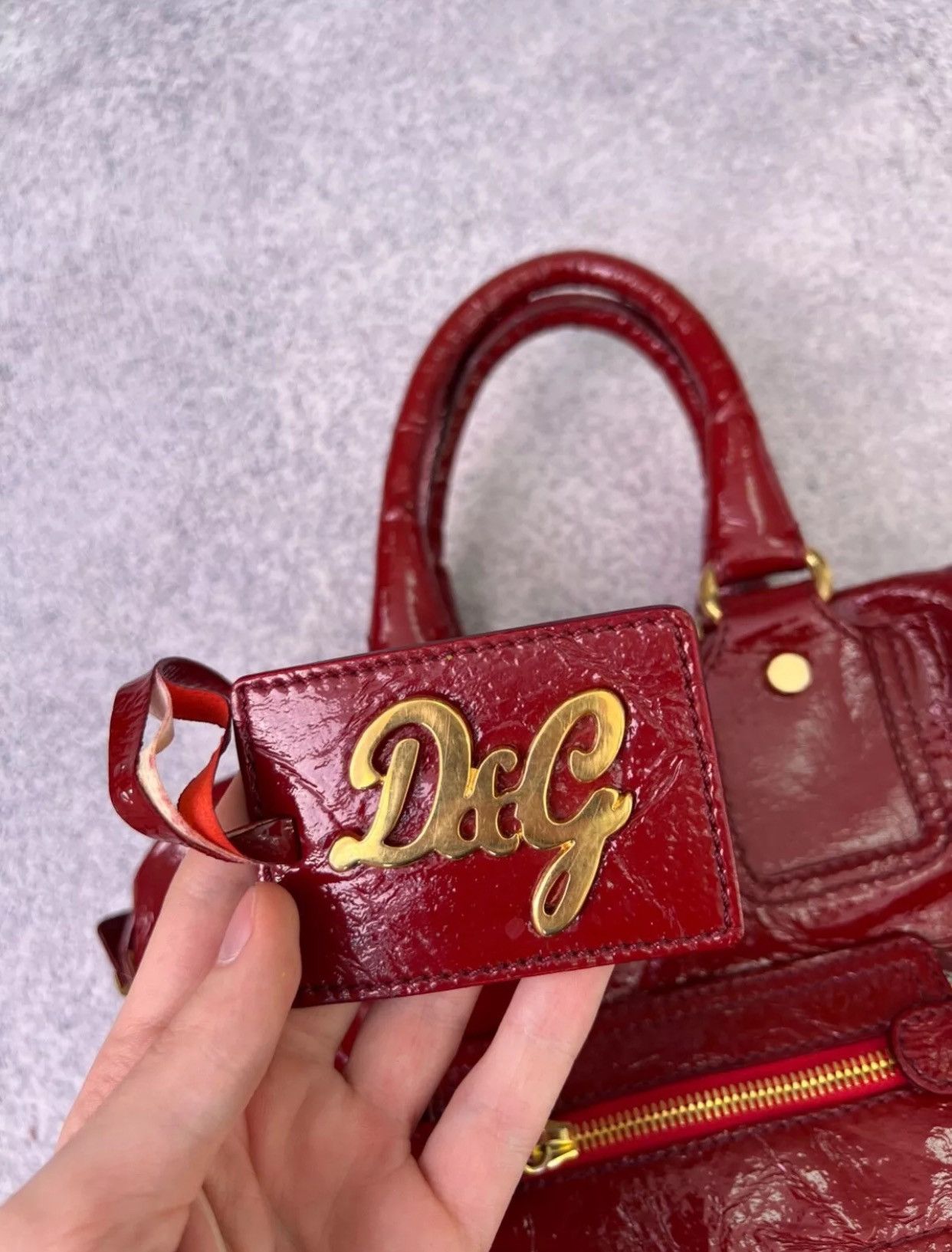 Designer × Dolce & Gabbana × Vintage Vintage D&G Red Patent Leather Front Pocket women’s bag Size ONE SIZE - 5 Thumbnail