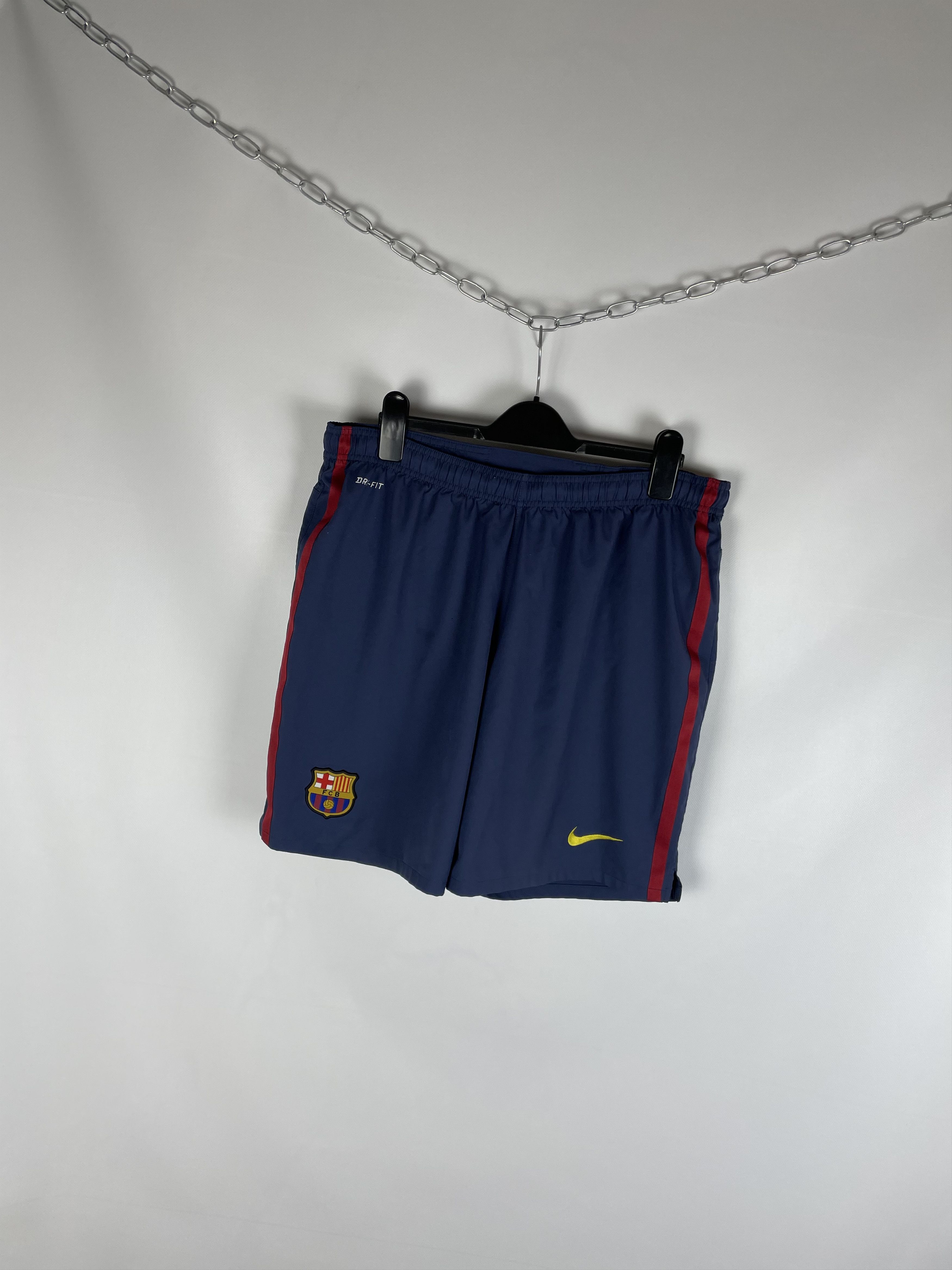 Nike Vintage Nike shorts Barcelona Size US 36 / EU 52 - 2 Thumbnail