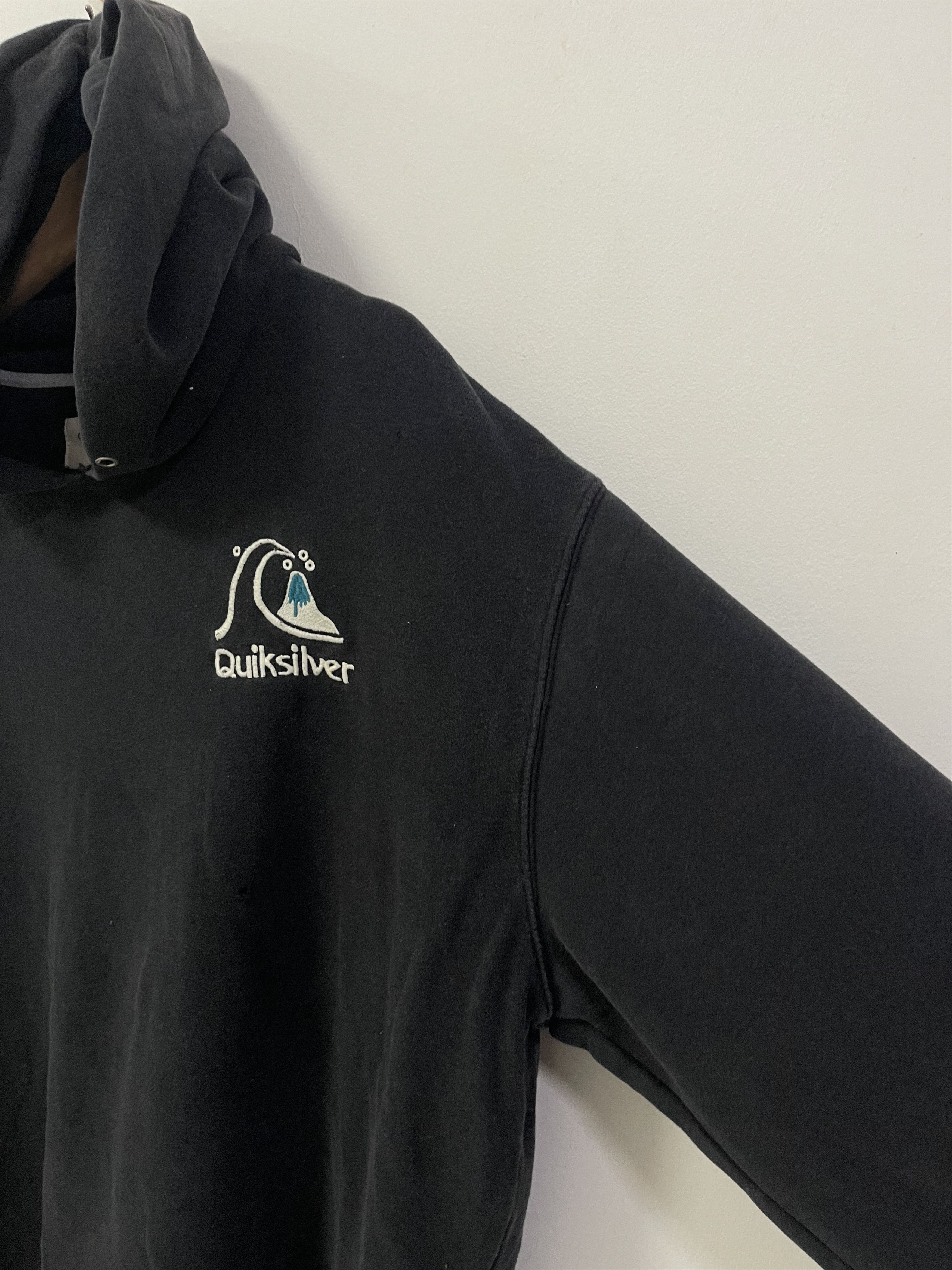 Quiksilver × Vintage Vintage Quiksilver Mini Logo Embroidery Hoodie Sweatshirt Size US XL / EU 56 / 4 - 8 Thumbnail