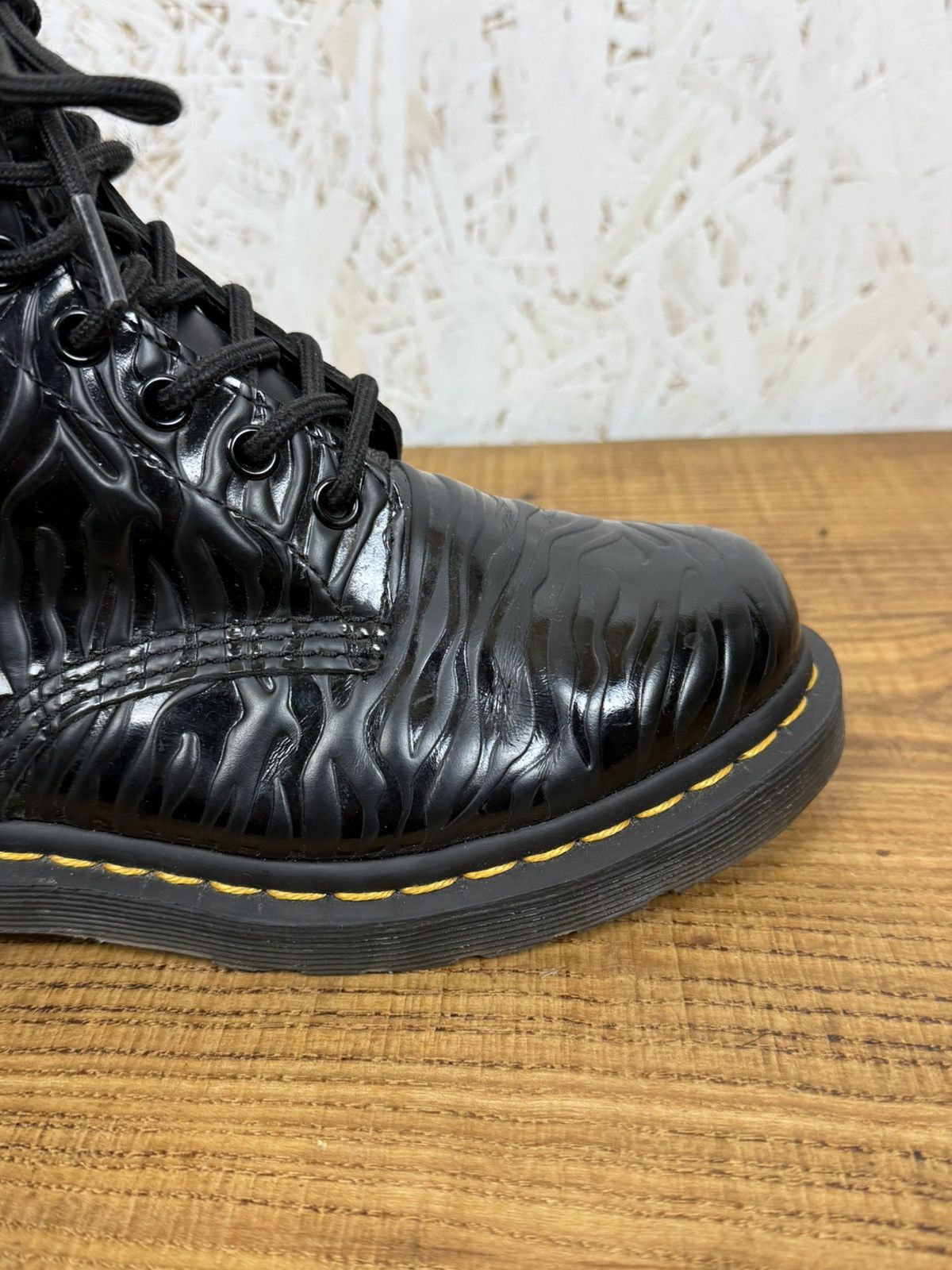 Dr. Martens Dr. Martens 1460 Pascal Embossed Zebra Ankle Boots US7 EU38 Size US 7 / IT 37 - 8 Thumbnail