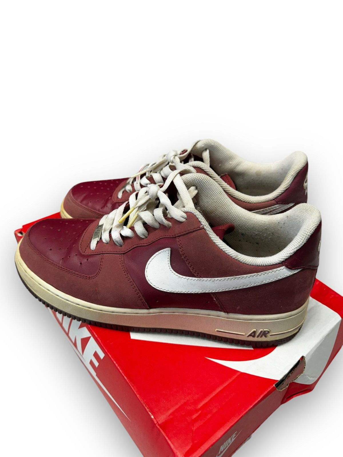 Nike Nike Air Force 1 07’ vtg Team Red size 10 Size US 10 / EU 43 - 4 Thumbnail