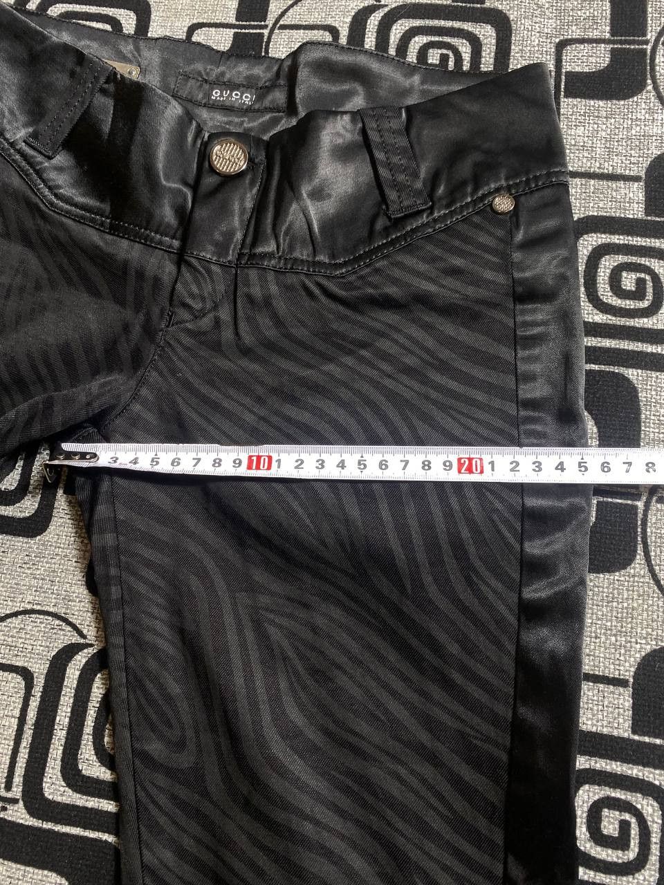 Japanese Brand Crazy Crash Dirty Baggy Faded Jean Japan Avant Garde Style Size US 26 / EU 42 - 4 Thumbnail