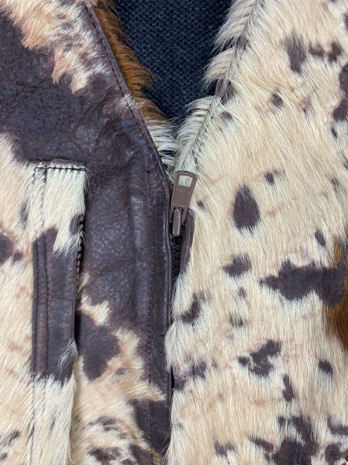 Yohji Yamamoto 🔥GRAIL ICONIC🔥Yohji Yamamoto Pour Homme Calf Skin Fur Vest Size US M / EU 48-50 / 2 - 11 Thumbnail