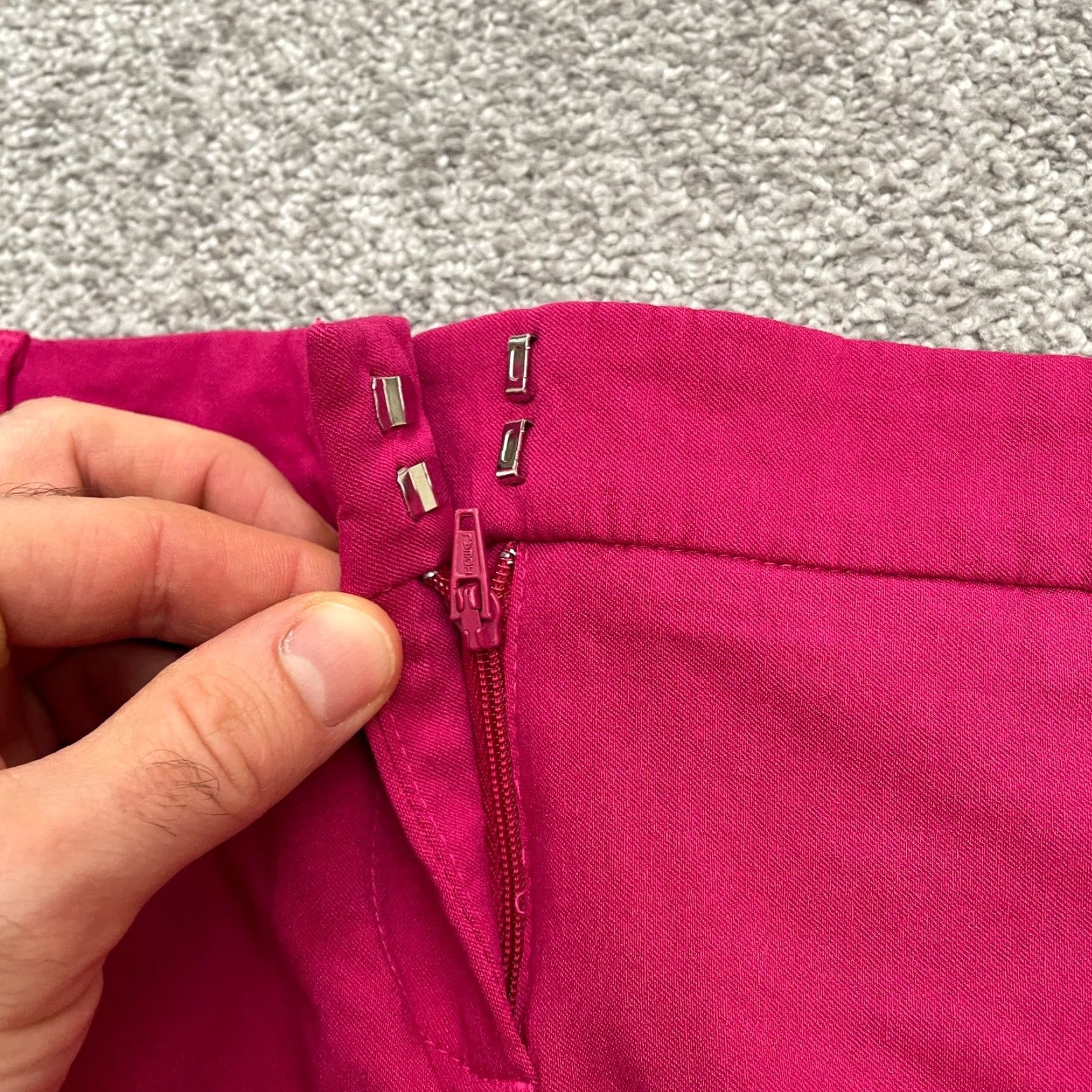 Van Heusen Van Heusen Slim Pants Women 4 Pink Stretch Dress Pants 30x26 Regular Adult Women Vintage No Size 27" / US 4 / IT 40 - 3 Thumbnail