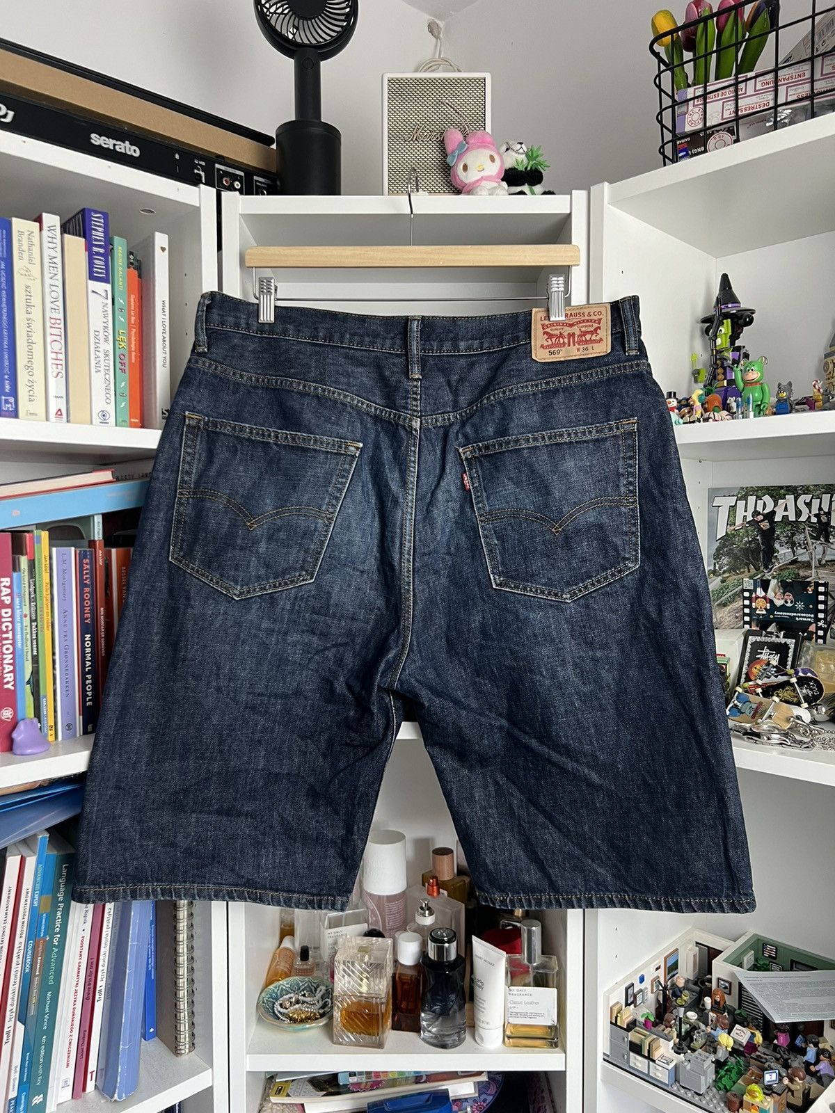 Levi's × Vintage Vintage Levi’s 569 baggy denim shorts 36 casual loose skate Size US 36 / EU 52 - 1 Thumbnail