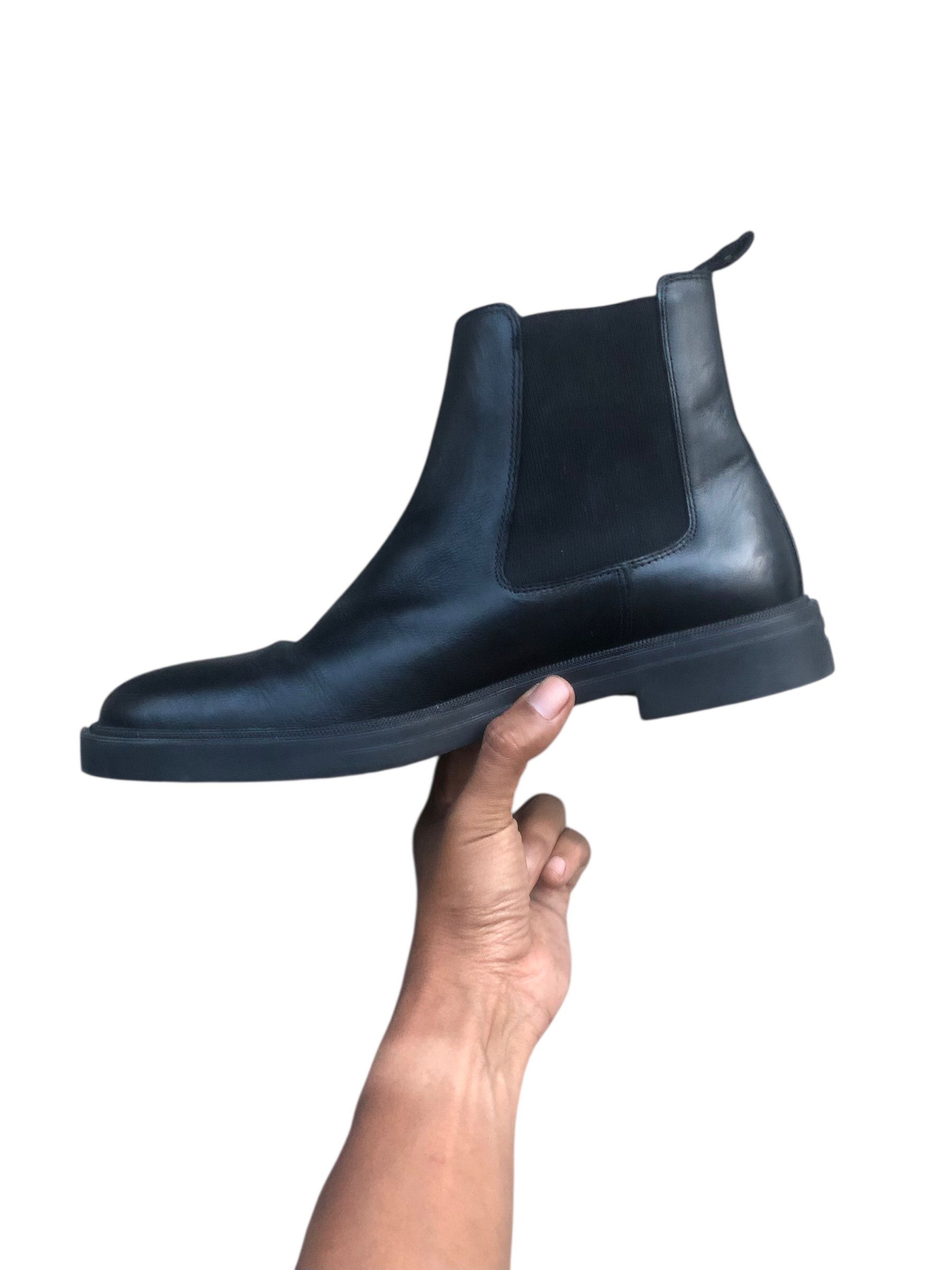 Hugo Boss 🔥Rare BOSS Calev Cheb Leather Chelsea Boots Hugo Boss Size US 8 / EU 41 - 2 Thumbnail