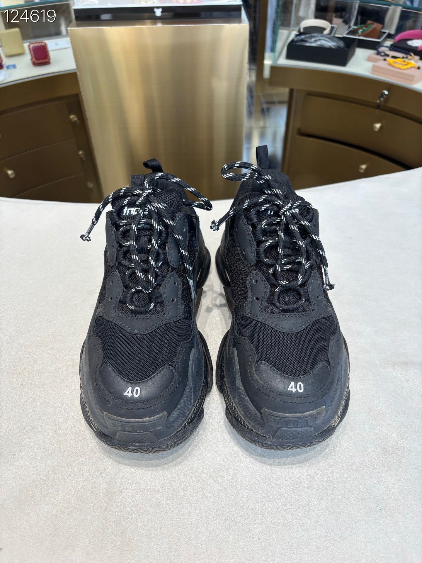 Balenciaga Balenciaga Triple S 041503D804 Size US 7 / EU 40 - 1 Thumbnail