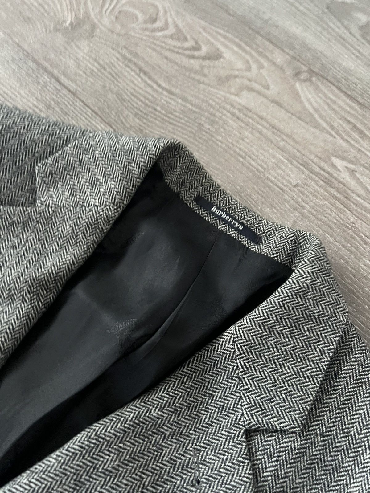 Burberry ‼️Vintage Burberry’s Virgin Wool / Viscose 90s Luxury Blazer Size 44R - 7 Thumbnail