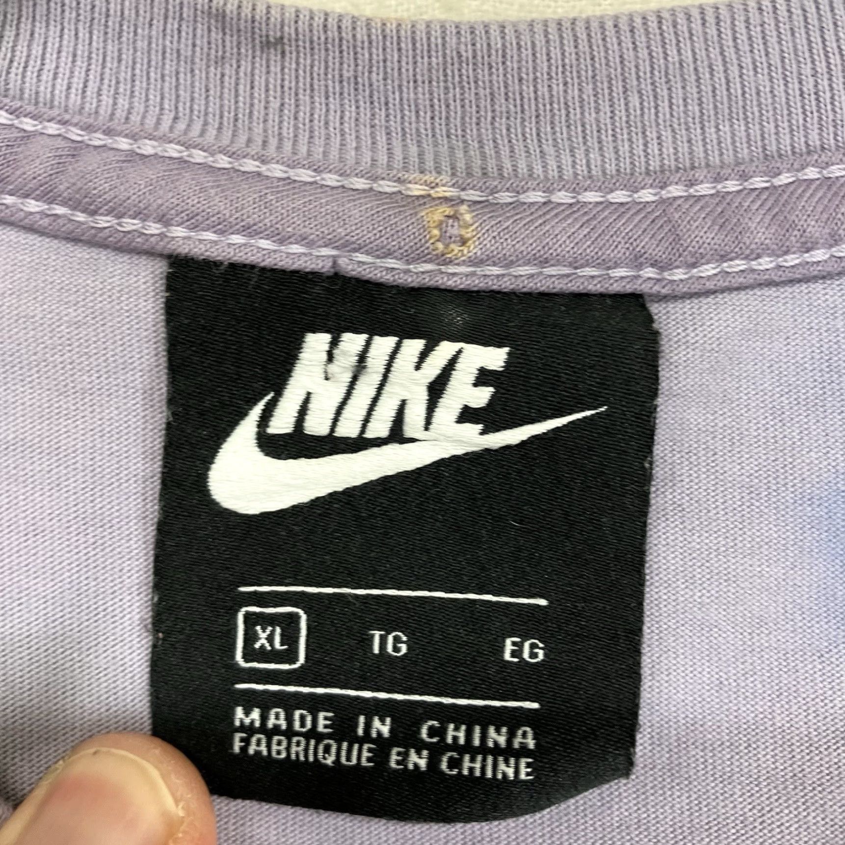 Nike NIKE Shirt Mens XL Purple Tie Dye Graphic Tee Swoosh Vintage Style All Seasons 2020s Mens XL Purple Tie Dye T-Shirt Size US XL / EU 56 / 4 - 3 Thumbnail