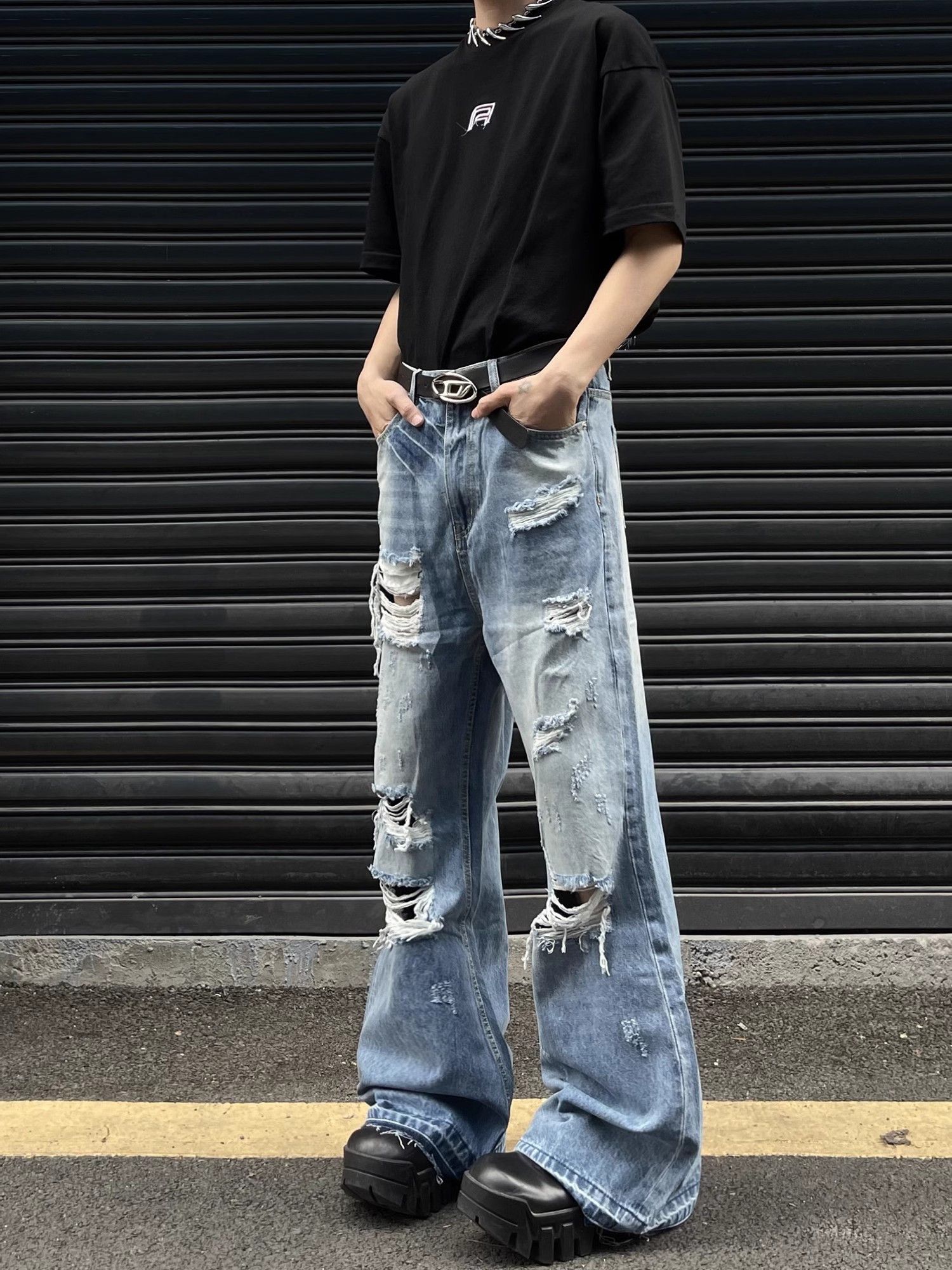 image of Distressed Blue Denim Jeans, Men's (Size 32)