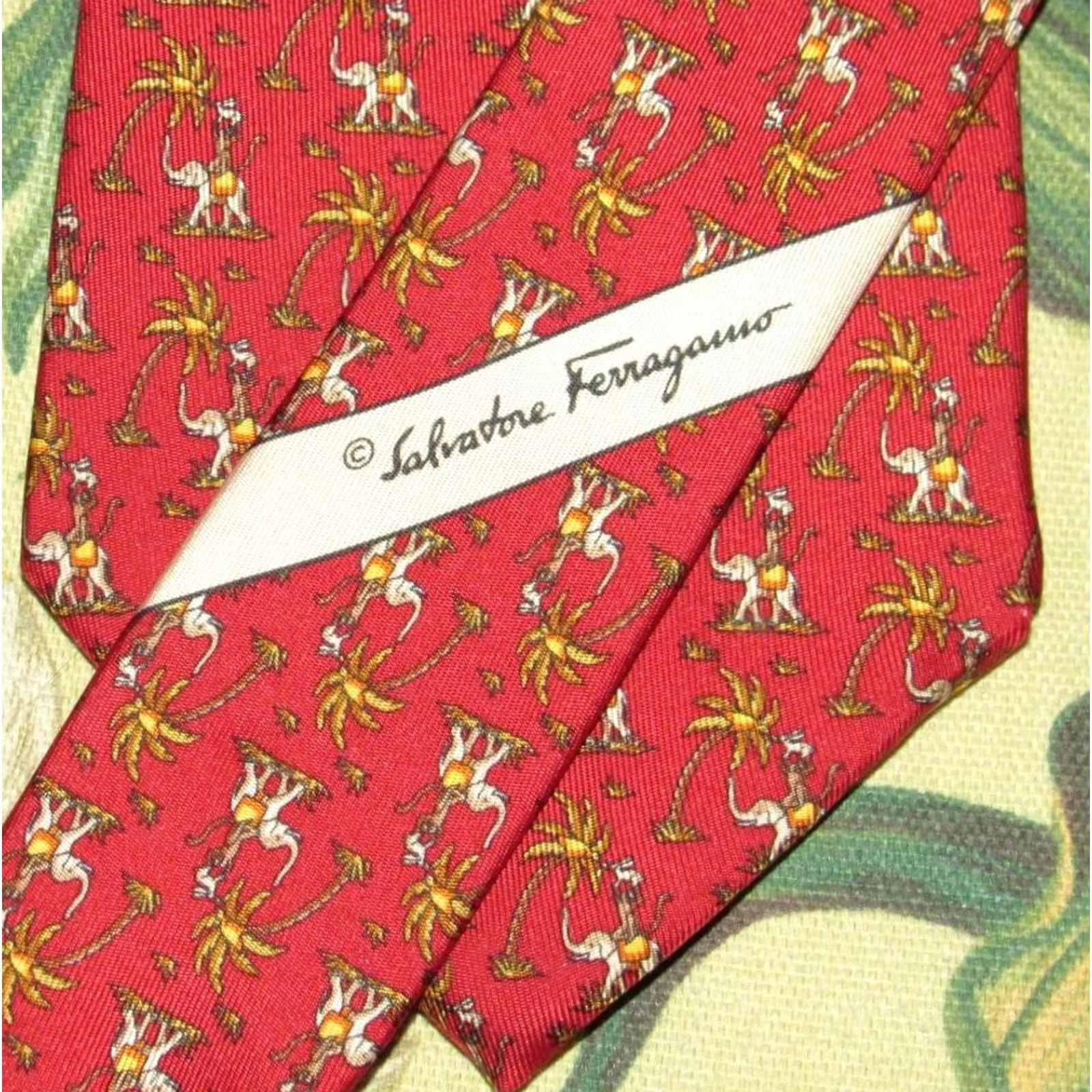 Salvatore Ferragamo SALVATORE FERRAGAMO Red Silk Neck Tie Elephant Monkey Size ONE SIZE - 2 Thumbnail