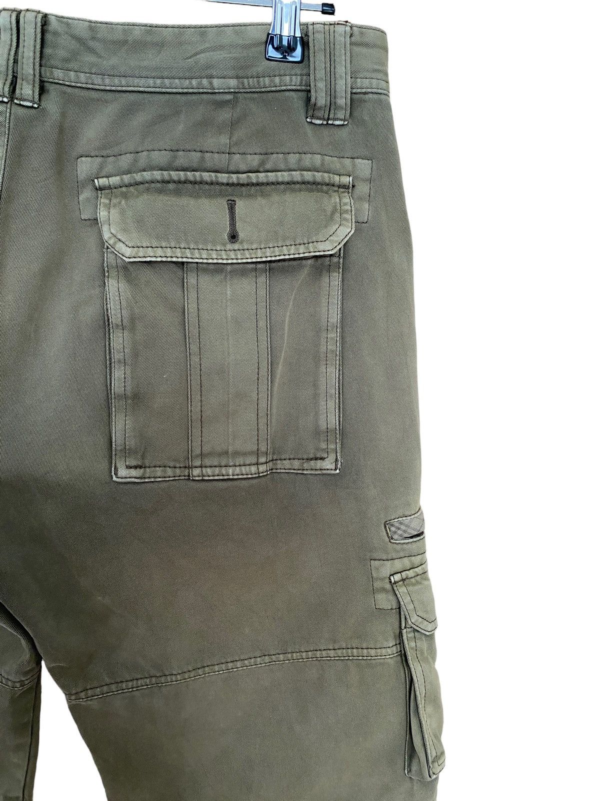 Burberry × Designer × Vintage Vintage Brand Burberry Sun Faded Short Pants 2000s Size US 34 / EU 50 - 6 Thumbnail