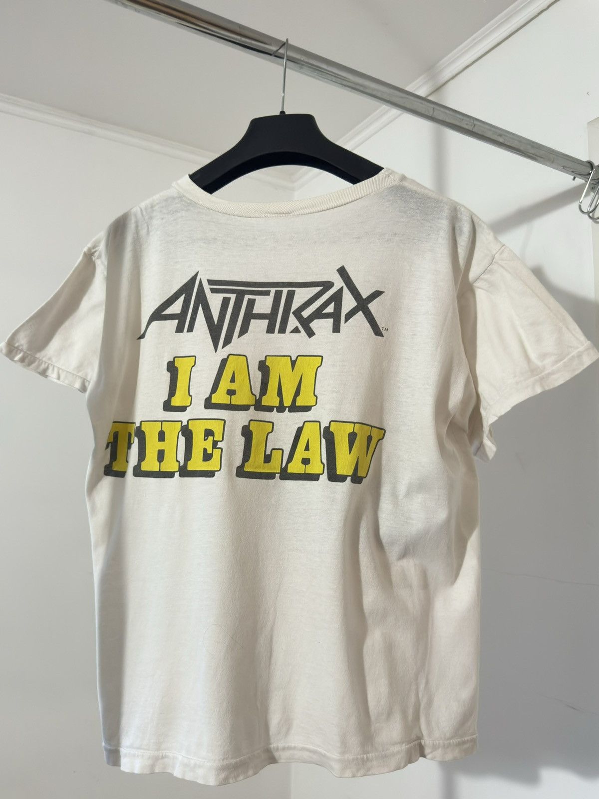 Band Tees Vintage 1987 ANTHRAX "I am The Law" Band Tee Size US M / EU 48-50 / 2 - 10 Thumbnail