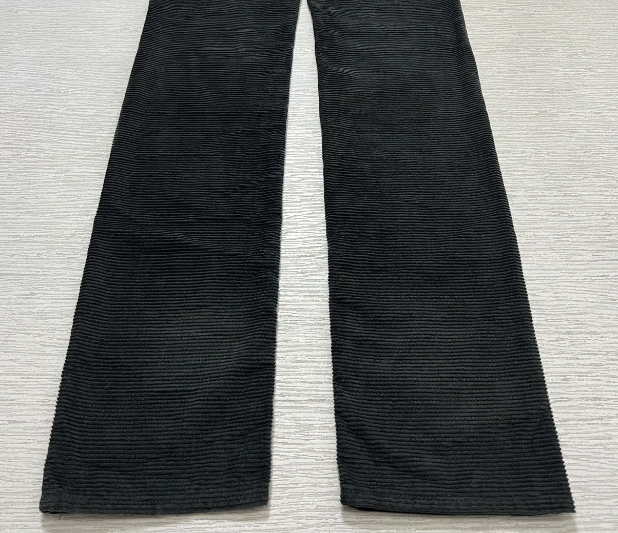 Jun Takahashi Undercover - F/W 05’ - Arts&Crafts Horizontal Corduroy Pants Size US 30 / EU 46 - 8 Thumbnail