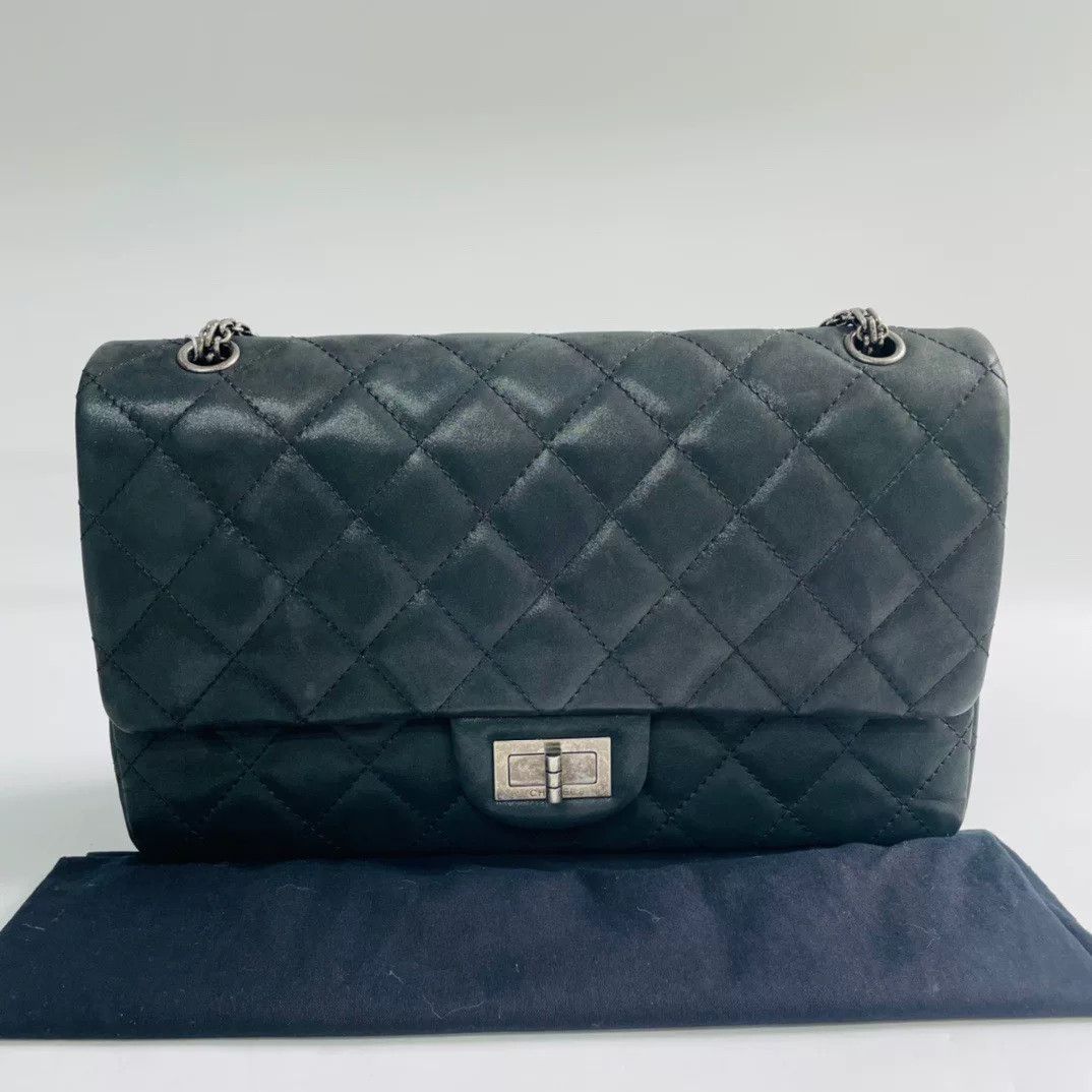 Chanel Pre-loved Bag Very good condition Size ONE SIZE - 1 Thumbnail