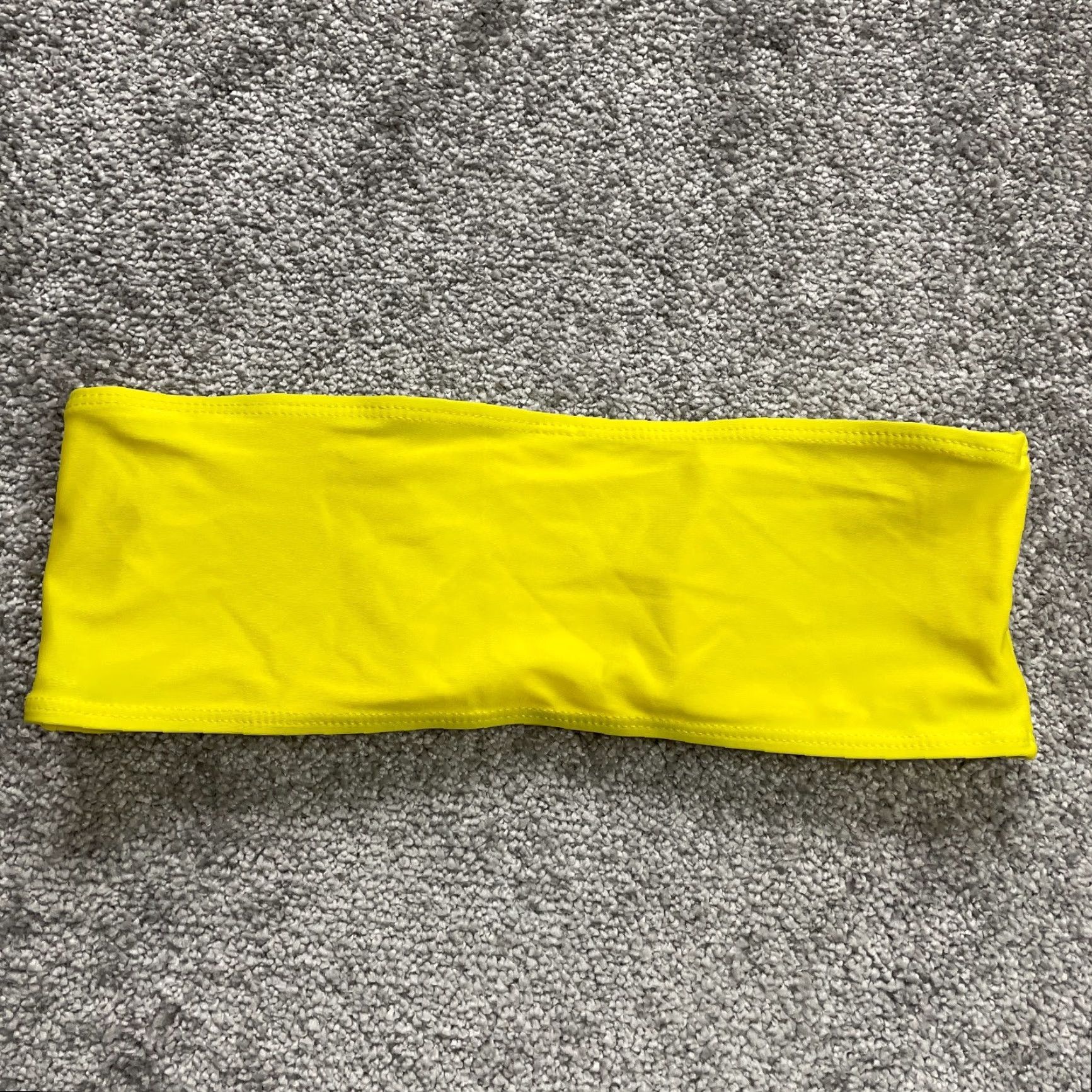 Vintage Unbranded Swimwear Bikini Top Womens Large Neon Yellow Bandeau Strapless Beach Size L / US 10 / IT 46 - 2 Thumbnail