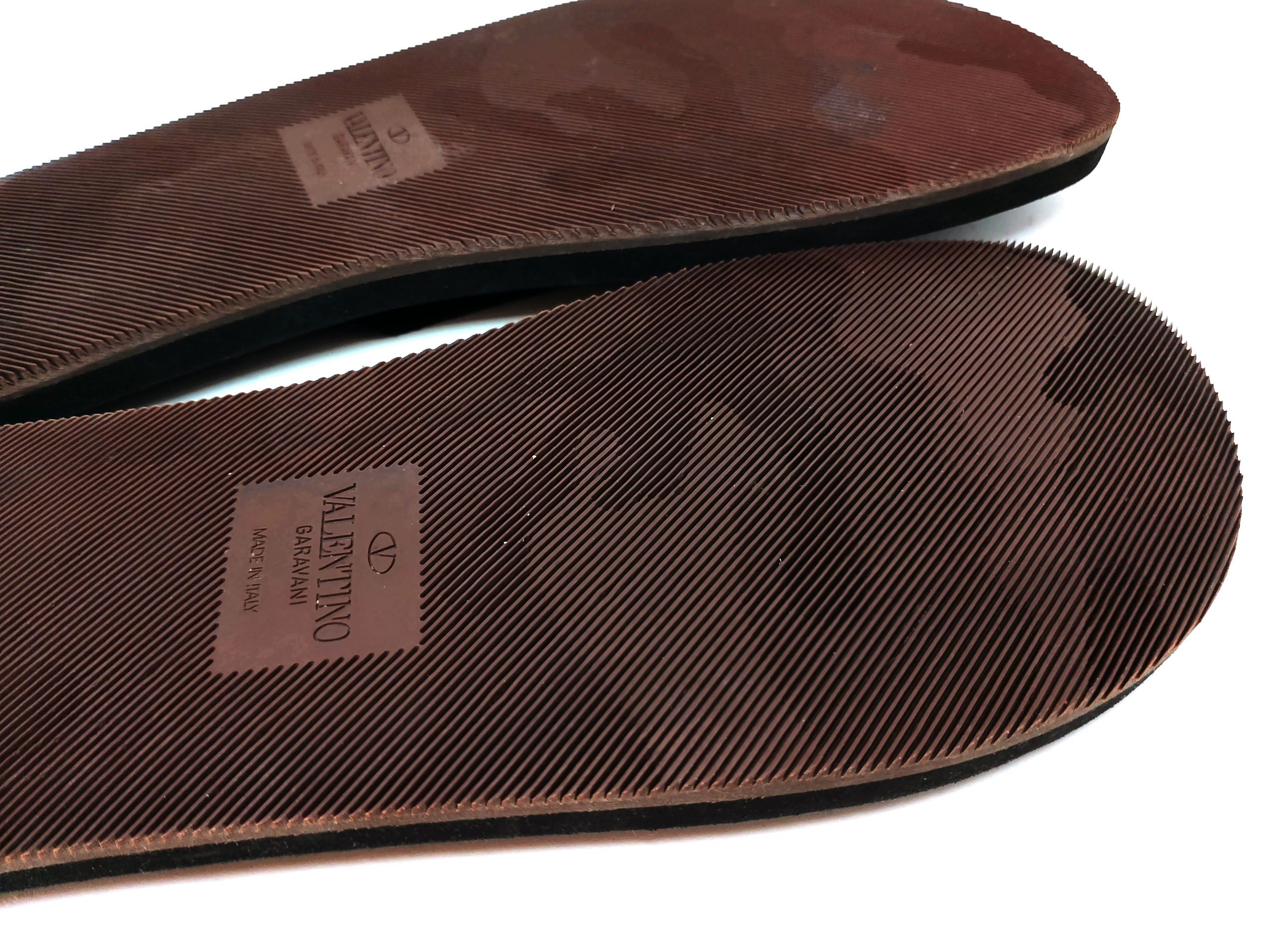 Valentino Valentino Garavani Rockstud Rubber Flip-Flops Black Size US 11 / EU 44 - 10 Thumbnail
