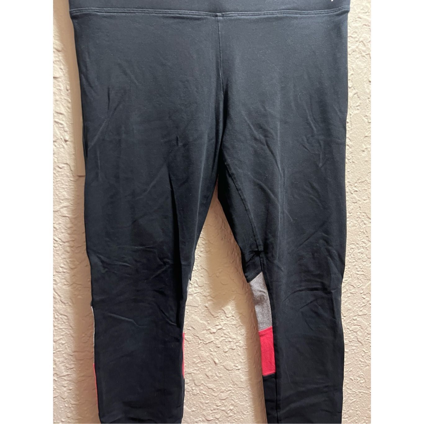 Pink PINK By Victoria’s Secret Yoga Leggings Woman’s Size Medium Size 28" / US 6 / IT 42 - 3 Thumbnail