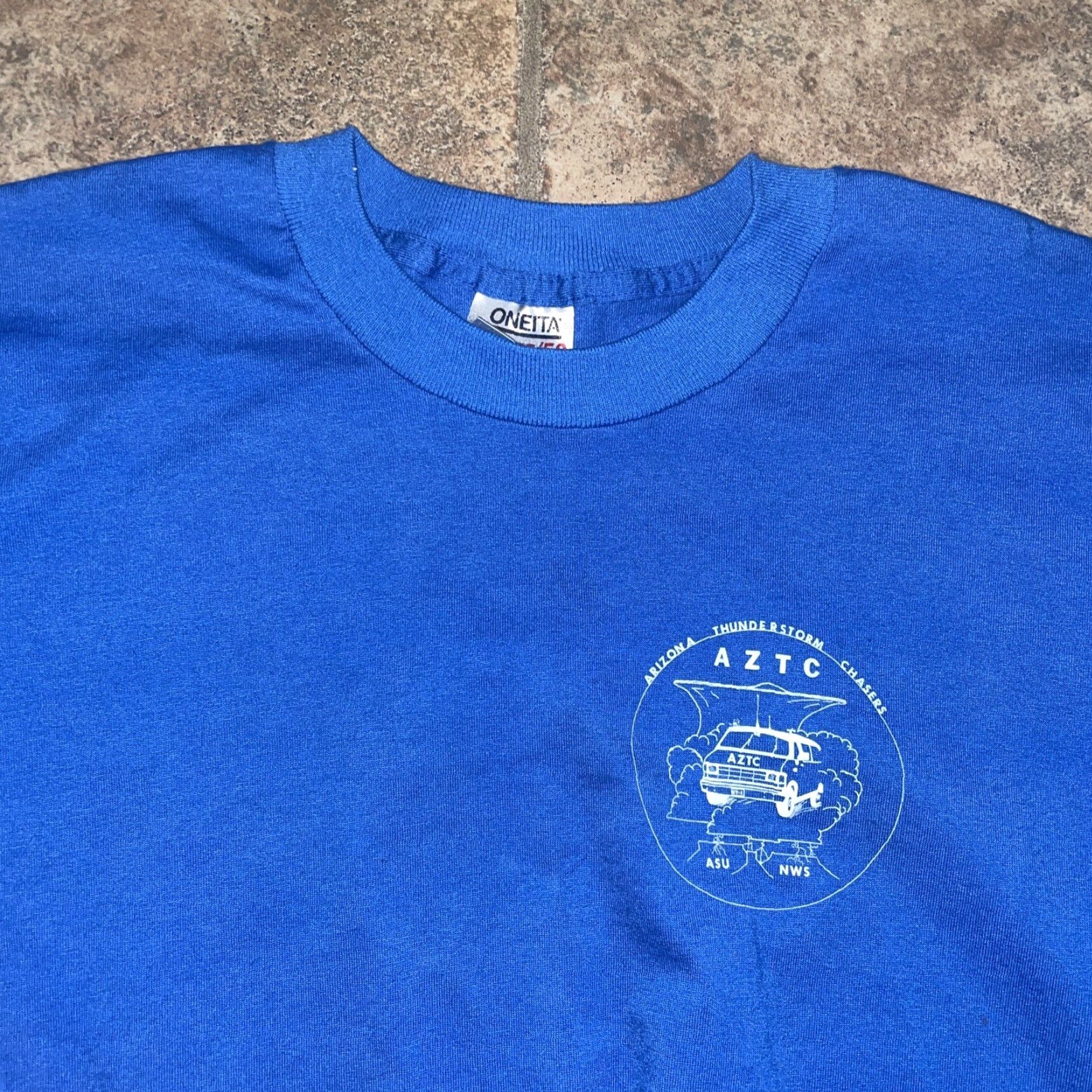Vintage VINTAGE SINGLE STITCH Blue Arizona Thunderstorm Chasers T-Shirt Mens XL Size US XL / EU 56 / 4 - 2 Thumbnail