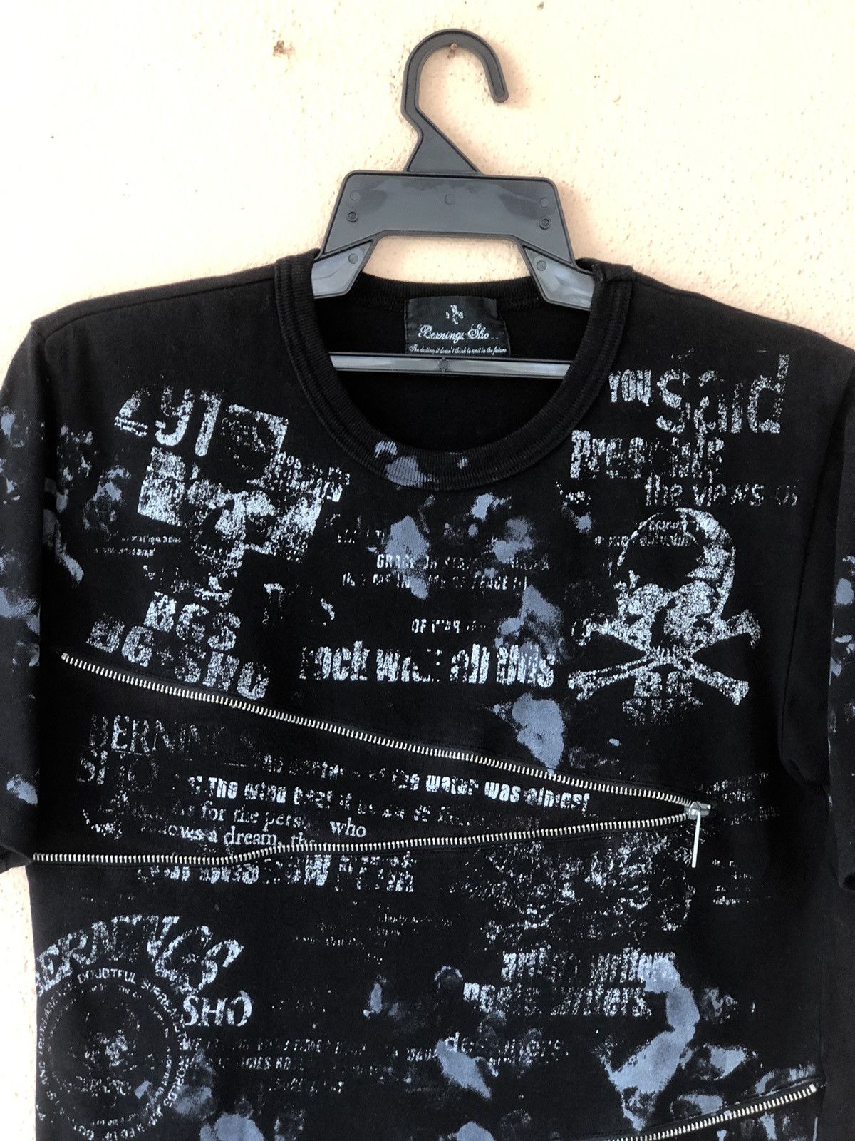 If Six Was Nine × Japanese Brand × Vintage Vintage Zipper PUNK GOTHIC Skull Design Tee Size US M / EU 48-50 / 2 - 2 Thumbnail