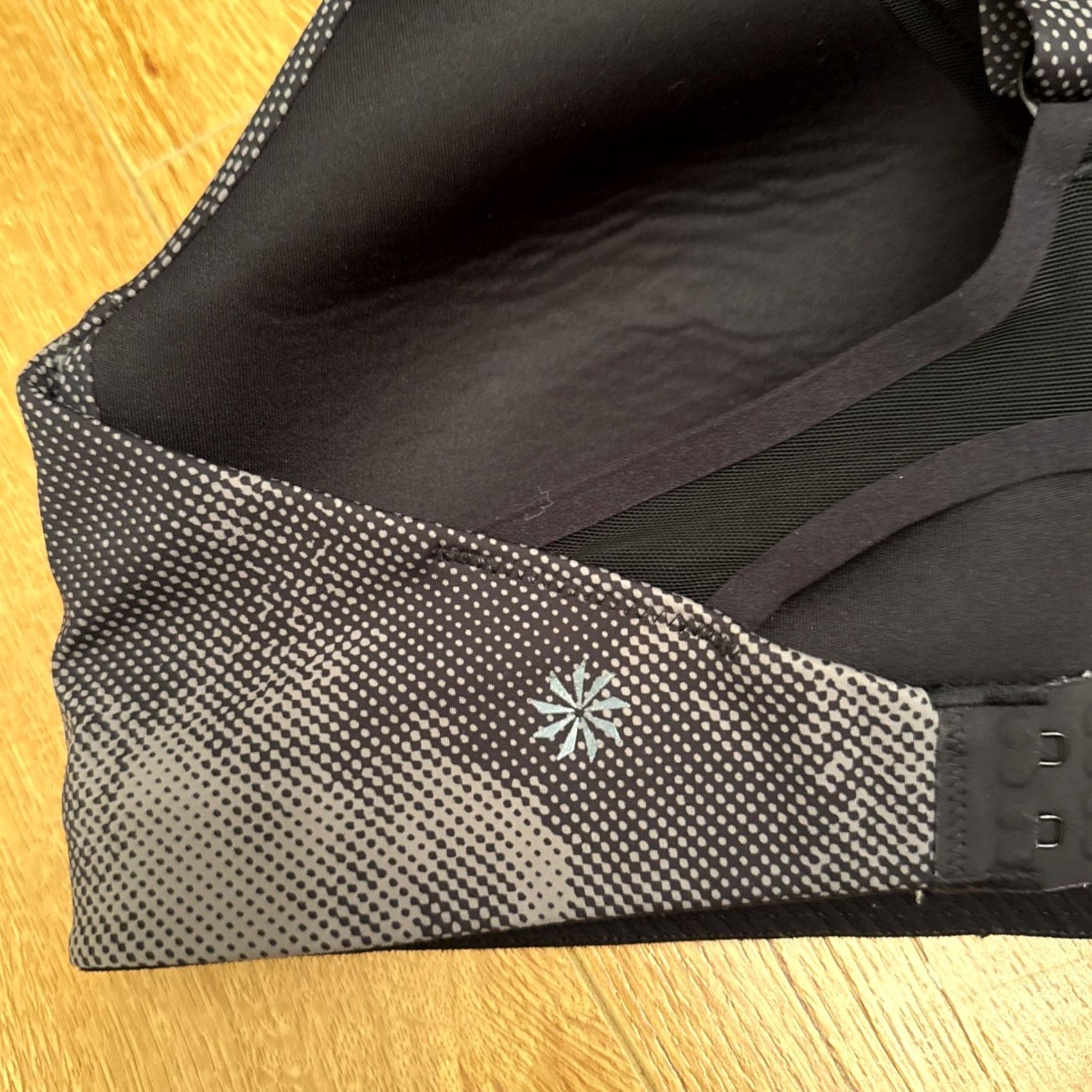 Athleta Athleta Sports Bra Womens 34C Black Gray Printed Advance Mold Cup Activewear Size ONE SIZE - 4 Thumbnail