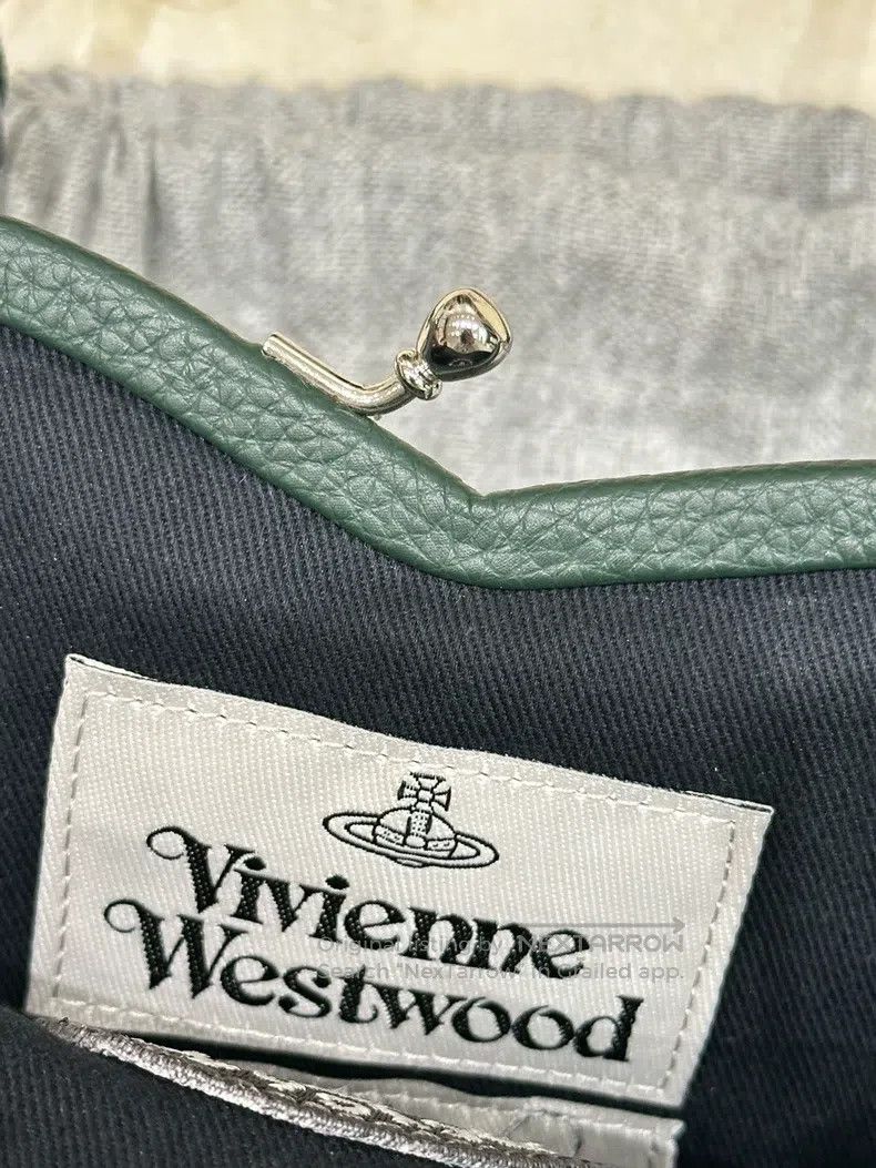 Vivienne Westwood Vivienne Westwood size os Heart-Shaped Leather Bag Size ONE SIZE - 7 Thumbnail