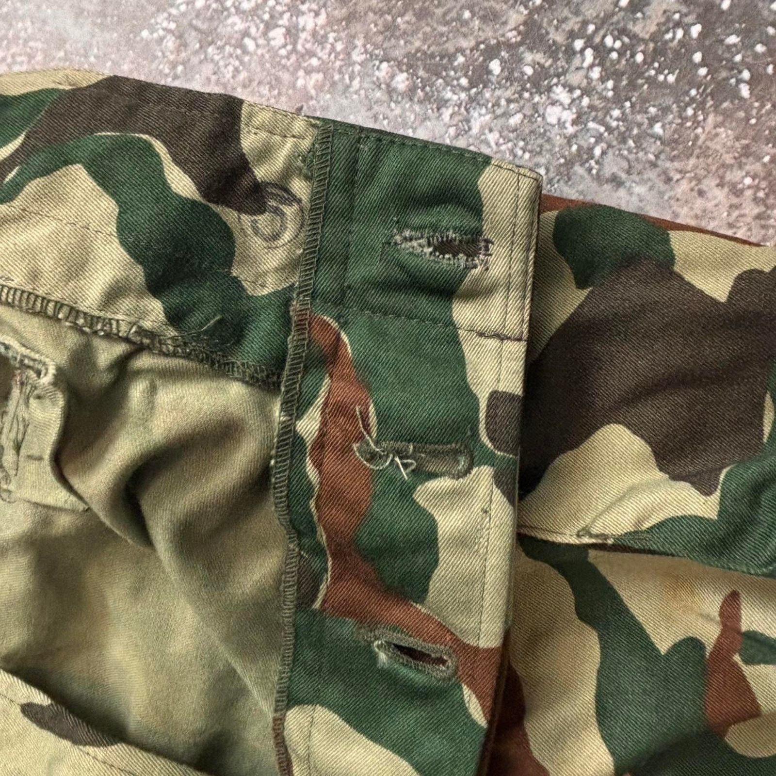Japanese Brand × Vintage Vintage Japanese Military Cargo Pants! Hokkaido Fang Camo Size US 28 / EU 44 - 5 Thumbnail