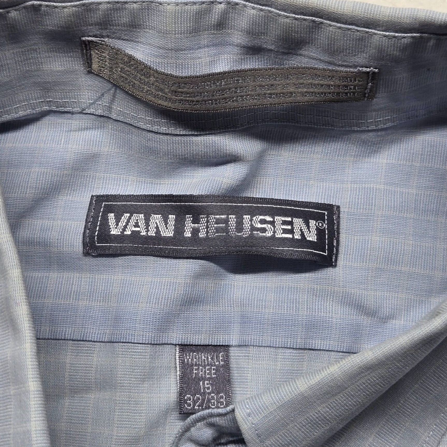 Van Heusen VAN HEUSEN Blue Long Sleeve Button-Up Shirt Adult Men's 15 Collared Cotton Blend All Seasons Size US M / EU 48-50 / 2 - 2 Thumbnail