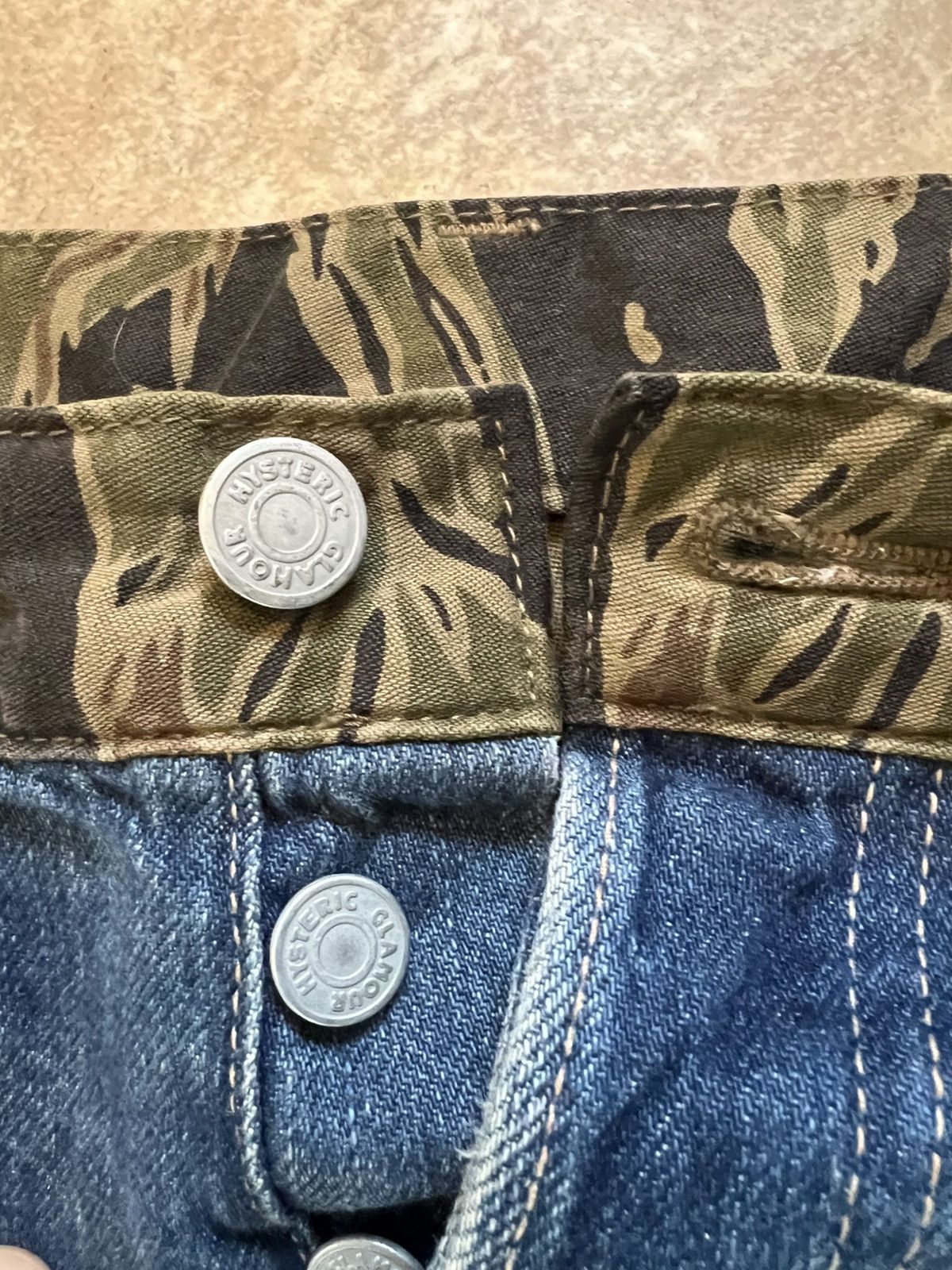 Hysteric Glamour HYSTERIC GLAMOUR JEANS WITH CAMO Size US 30 / EU 46 - 2 Thumbnail