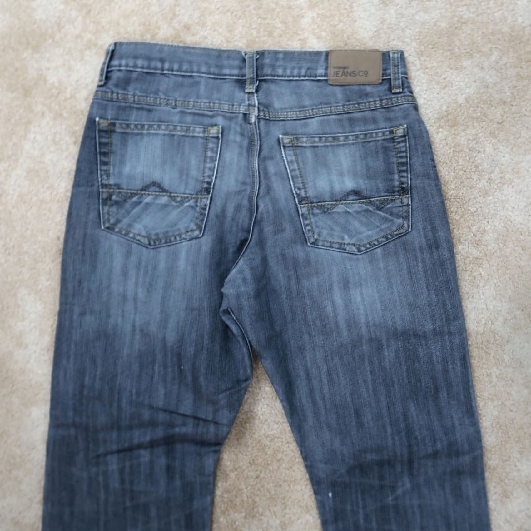 Wrangler VINTAGE Wrangler Jeans Men 30x30 Blue Denim Distressed 5-Pocket Bootcut Relaxed Denim Pants Jeans Men 30x30 Blue Distressed Wrangler Jeans Size US 30 / EU 46 - 7 Thumbnail