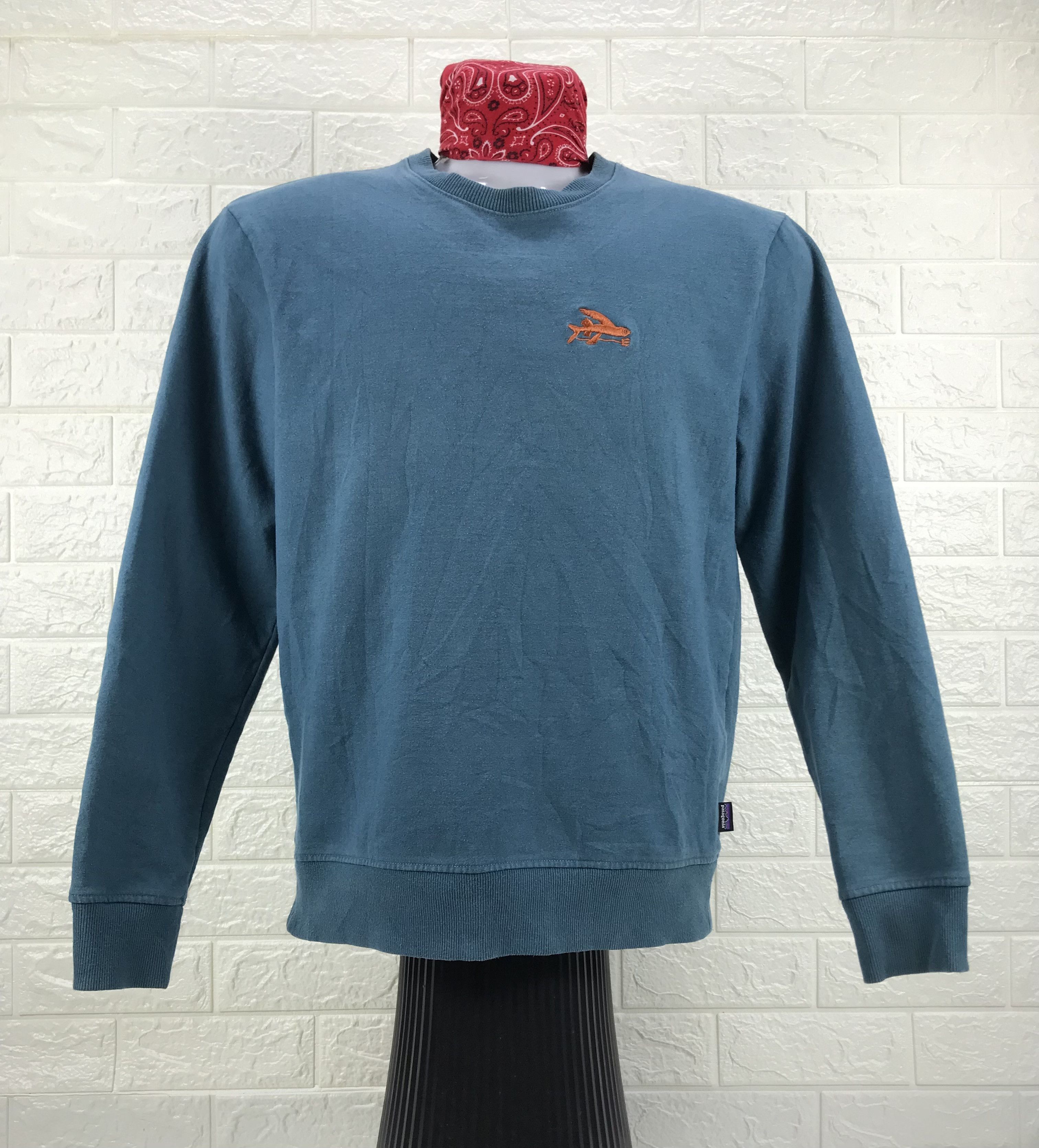 Patagonia Patagonia Flying Fish Embroidered Logo Sweatshirt Size US S / EU 44-46 / 1 - 1 Thumbnail