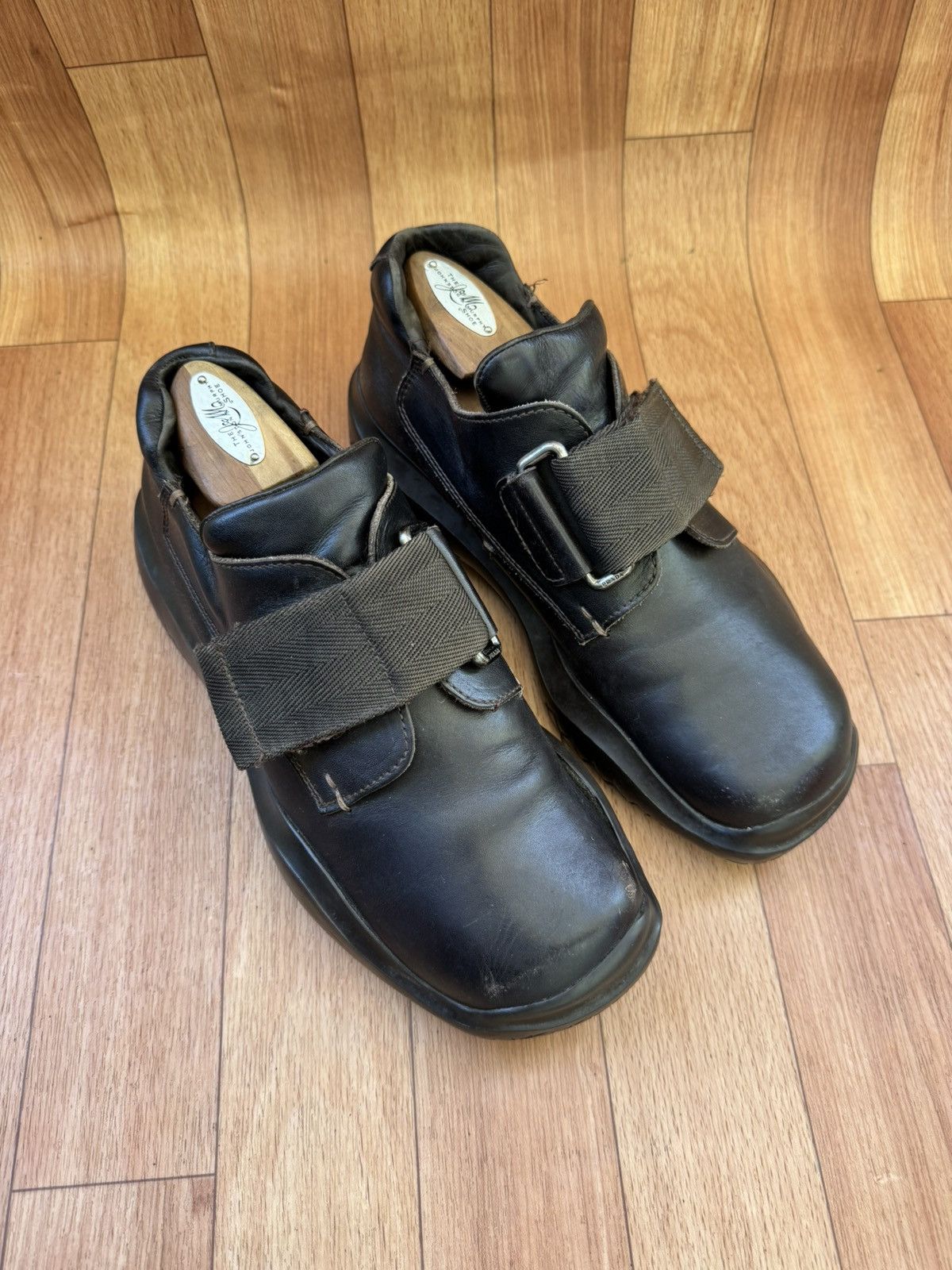 Prada 🔥AW99 Velcro Brixxen low Sneakers Size US 7 / EU 40 - 4 Thumbnail