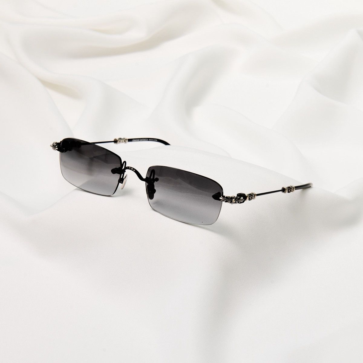 CHROME HEARTS PILLS III MATTE BLACK- MATTE BLACK SUNGLASSES