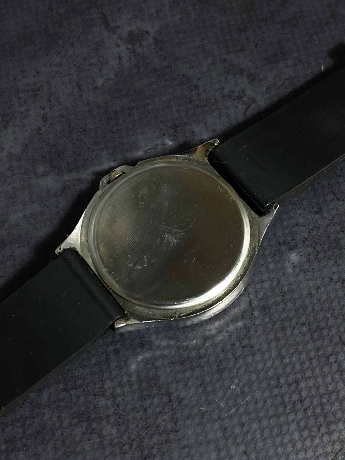 Vintage Classic Wristwatch with Roman Numerals, Japanese Brand Size ONE SIZE - 10 Thumbnail