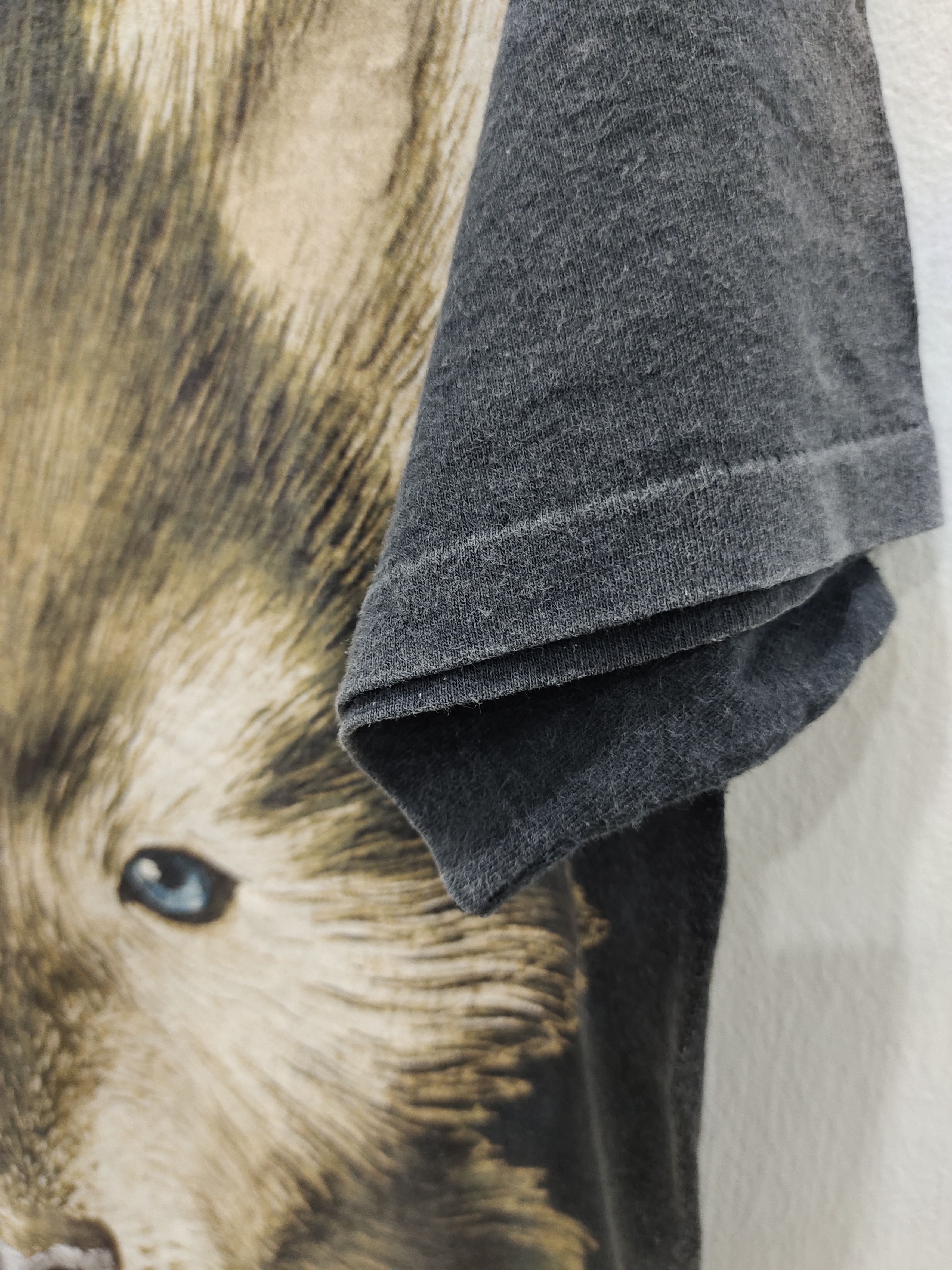 Vintage Vintage Wolf Wildlife OVP Tees Size US M / EU 48-50 / 2 - 2 Thumbnail
