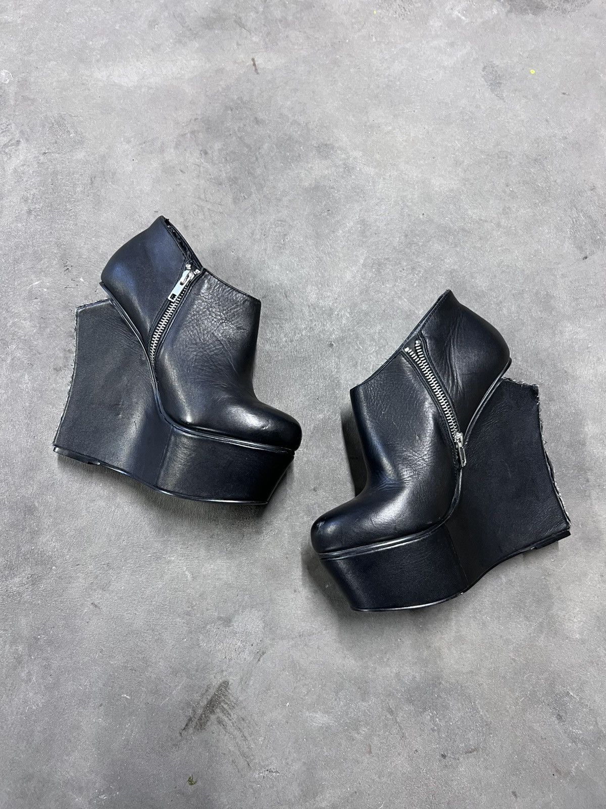 Steve Madden Spiked Steve Madden Avant Garde Wedge Jeffrey Campbell Boots Size US 9 / IT 39 - 2 Thumbnail