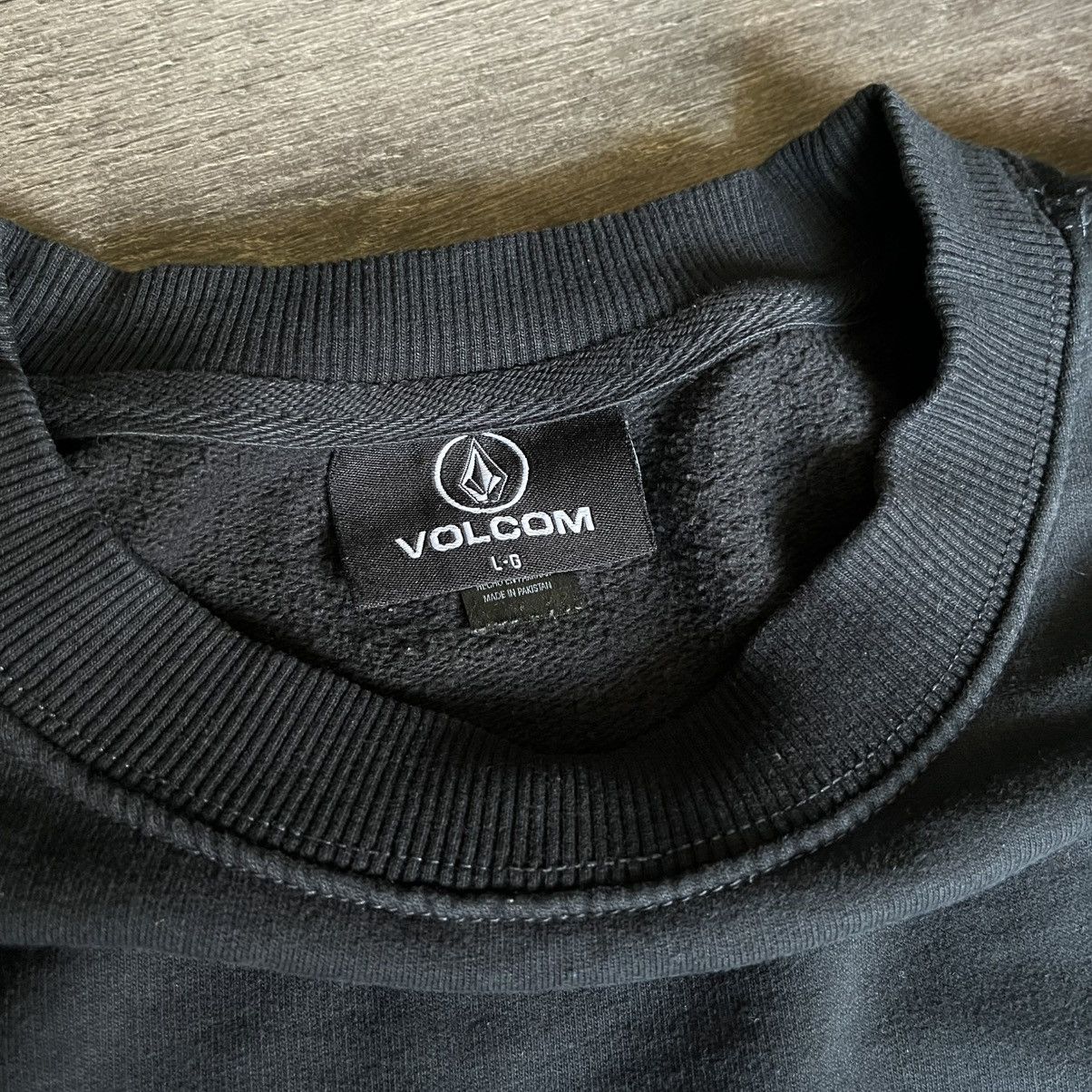 Volcom Vintage Volcom Stacked Logo Skater Logo Crewneck Sweatshirt Size US L / EU 52-54 / 3 - 7 Thumbnail