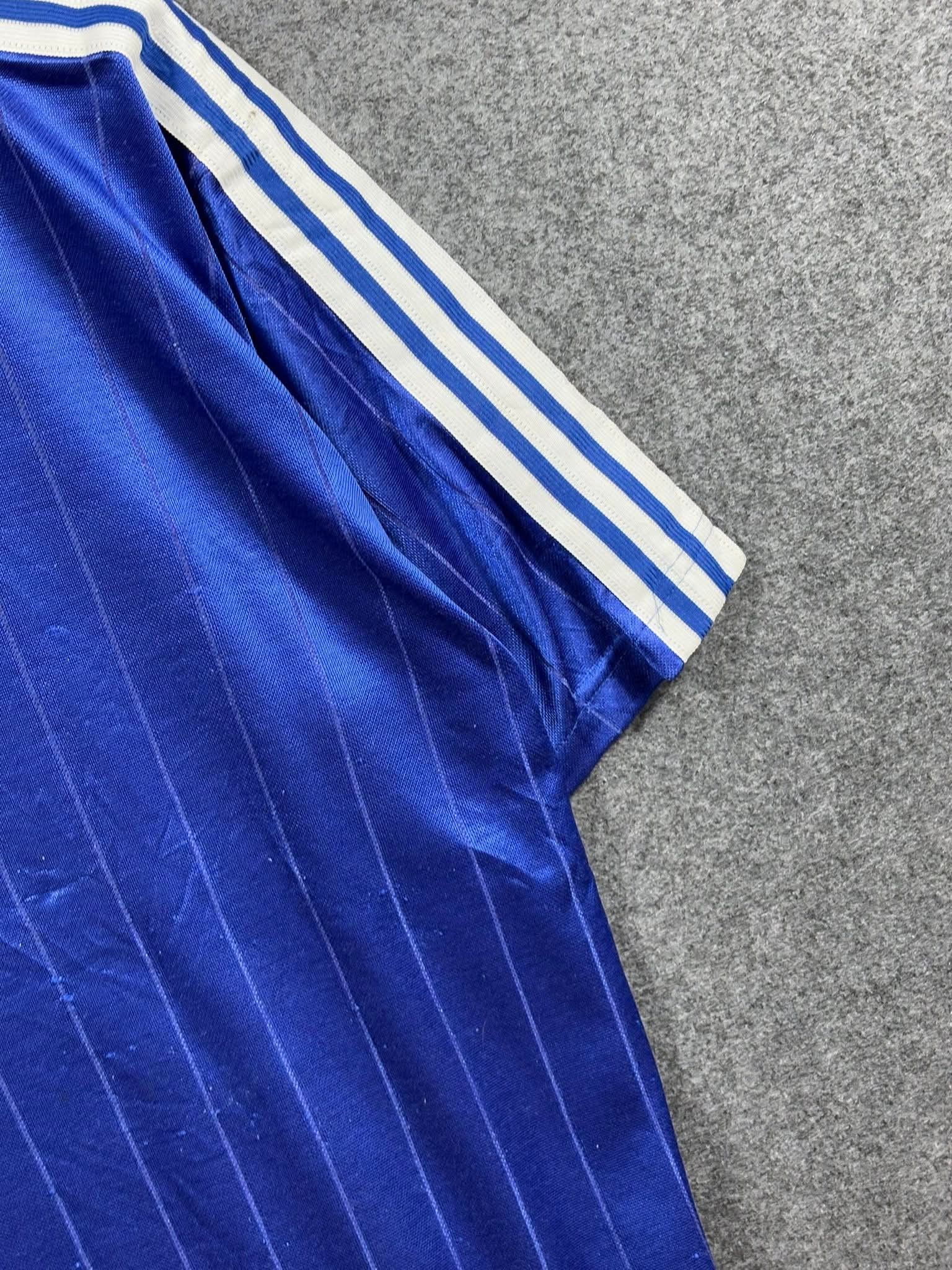 Adidas 90s Adidas Jersey Classic Stripes Back Numbers 15 Size US L / EU 52-54 / 3 - 13 Thumbnail