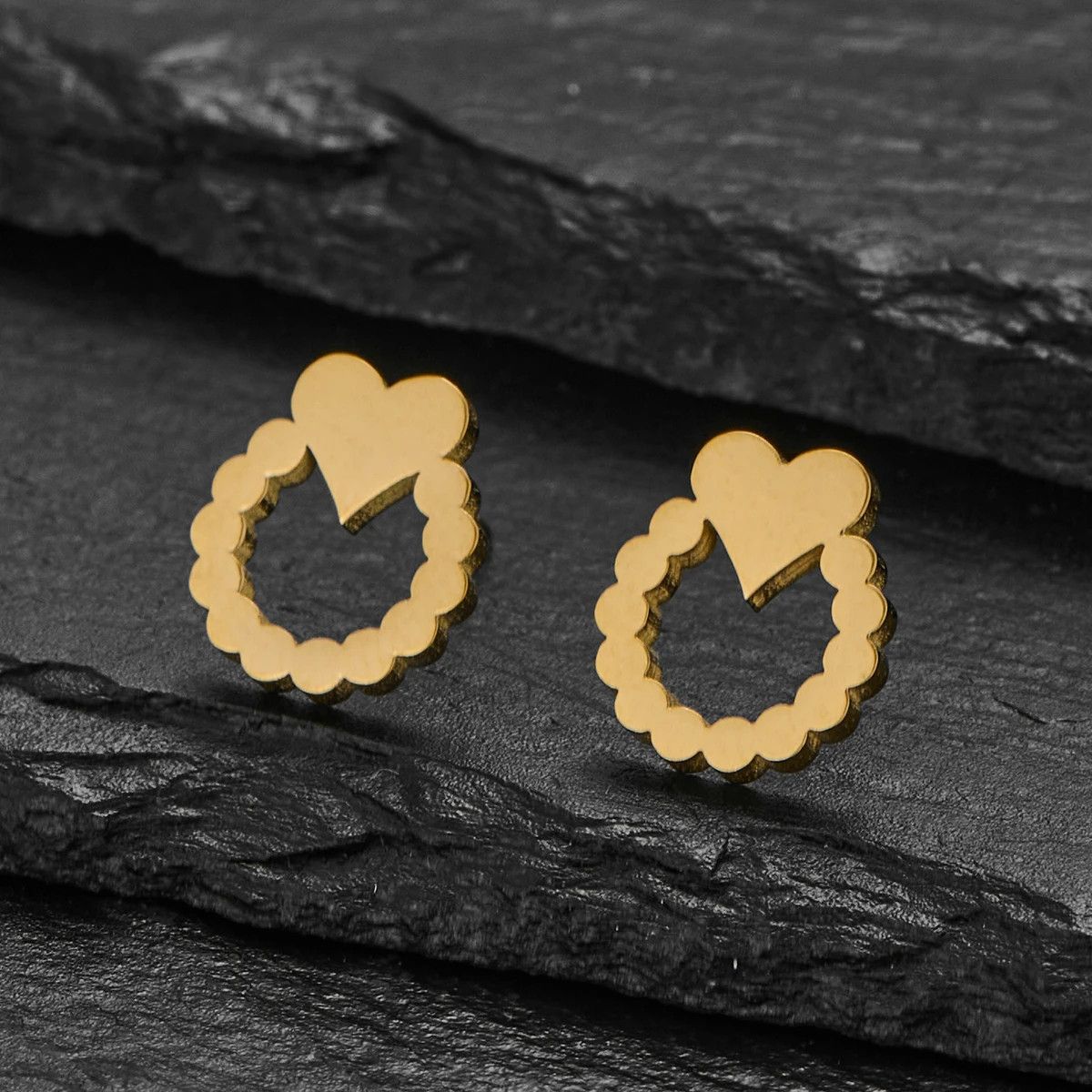 Jewelry Round Love Heart Mini Stud Earrings Charm Earring Gift Size ONE SIZE - 1 Thumbnail