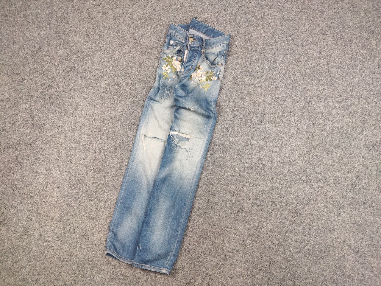 Dsquared2 Vintage Dsquared2 distressed embroidered Straight W Jeans Size 36" / US 14 / IT 50 - 3 Thumbnail