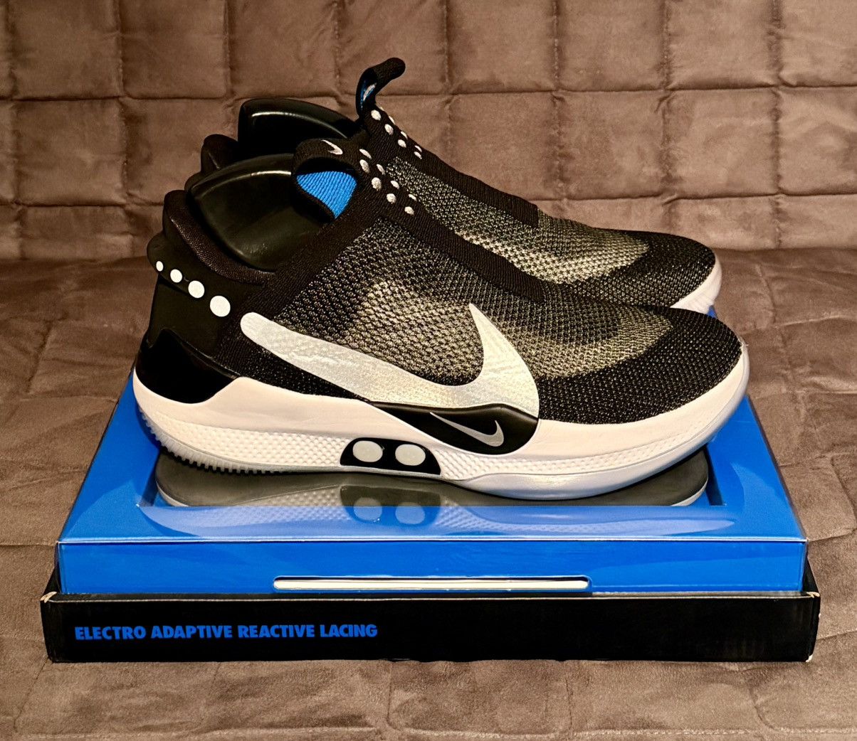 Nike ADAPT BB 'BLACK' US ADAPTER Size US 9 / EU 42 - 2 Thumbnail
