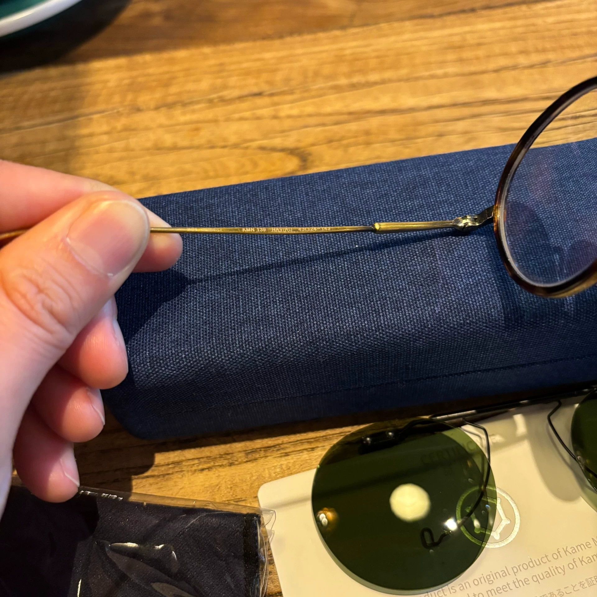 Other WanNianGui KMN-139 Retro Tortoise CaesarFlip Clip-On Size ONE SIZE - 3 Thumbnail