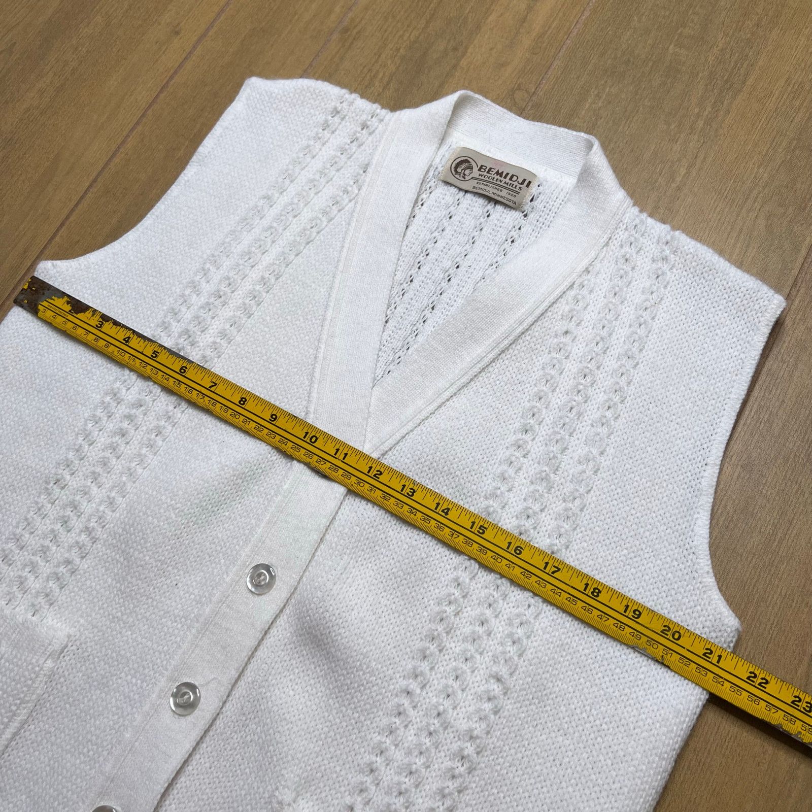 Vintage Vintage Bemidji Woolen Mills Knit Sweater Vest White USA M/L Size US M / EU 48-50 / 2 - 6 Thumbnail